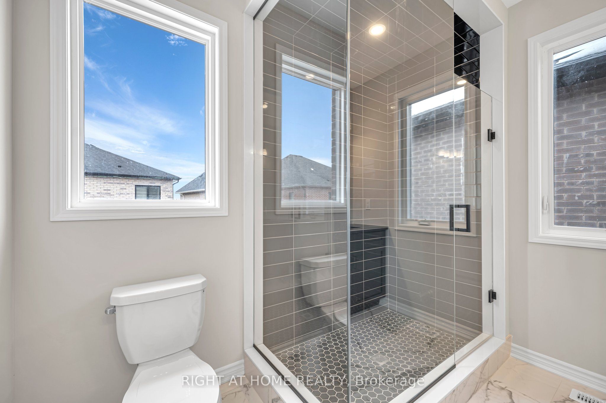 Photo 77 of 1267 Temperance Crescent, Milton, Bowes — HOMEH