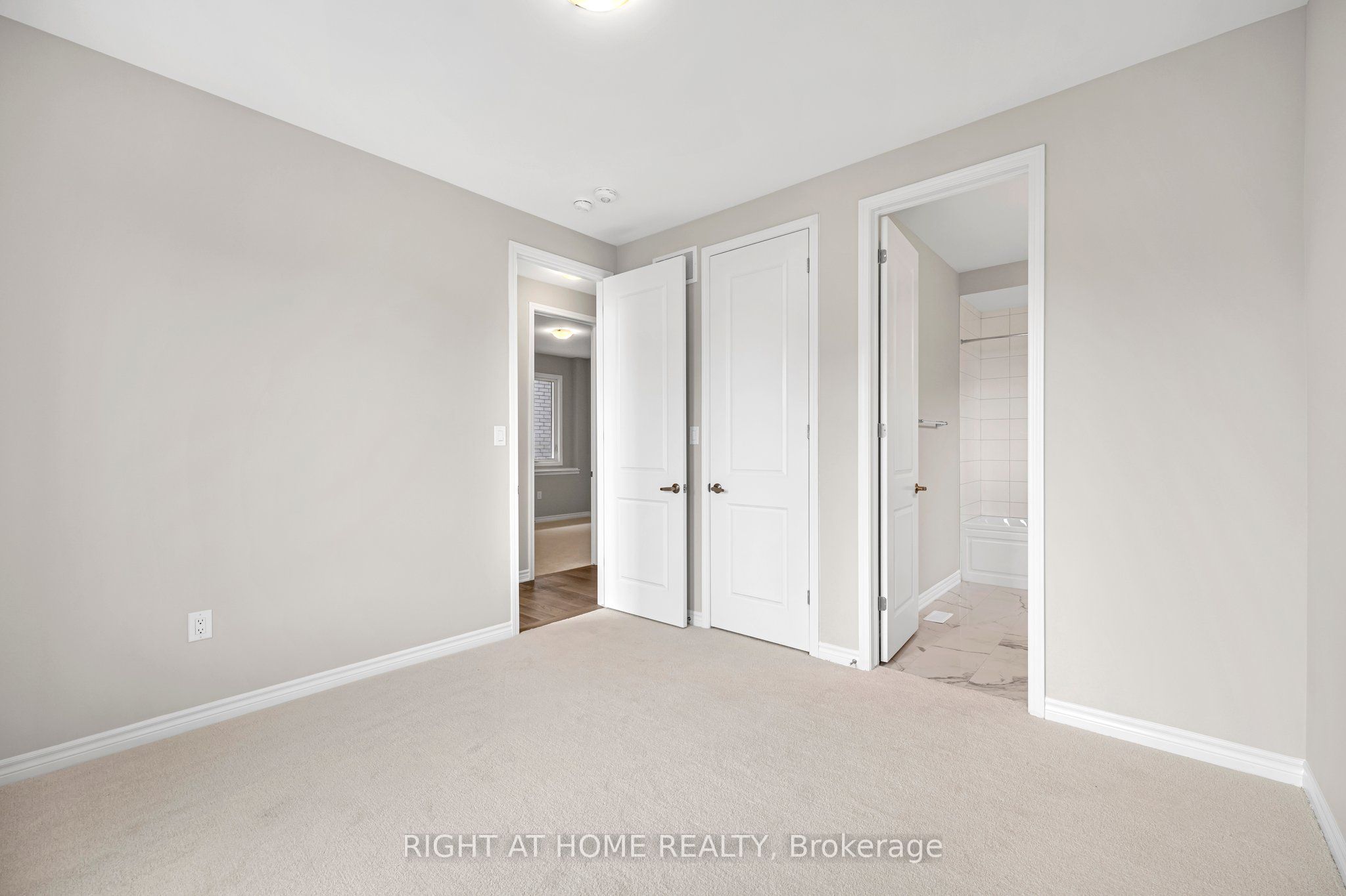 Photo 83 of 1267 Temperance Crescent, Milton, Bowes — HOMEH