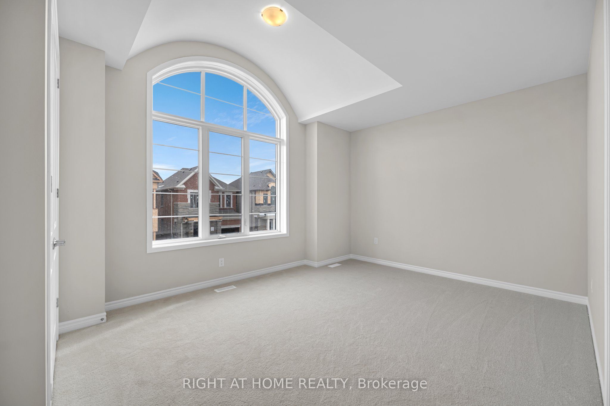 Photo 86 of 1267 Temperance Crescent, Milton, Bowes — HOMEH