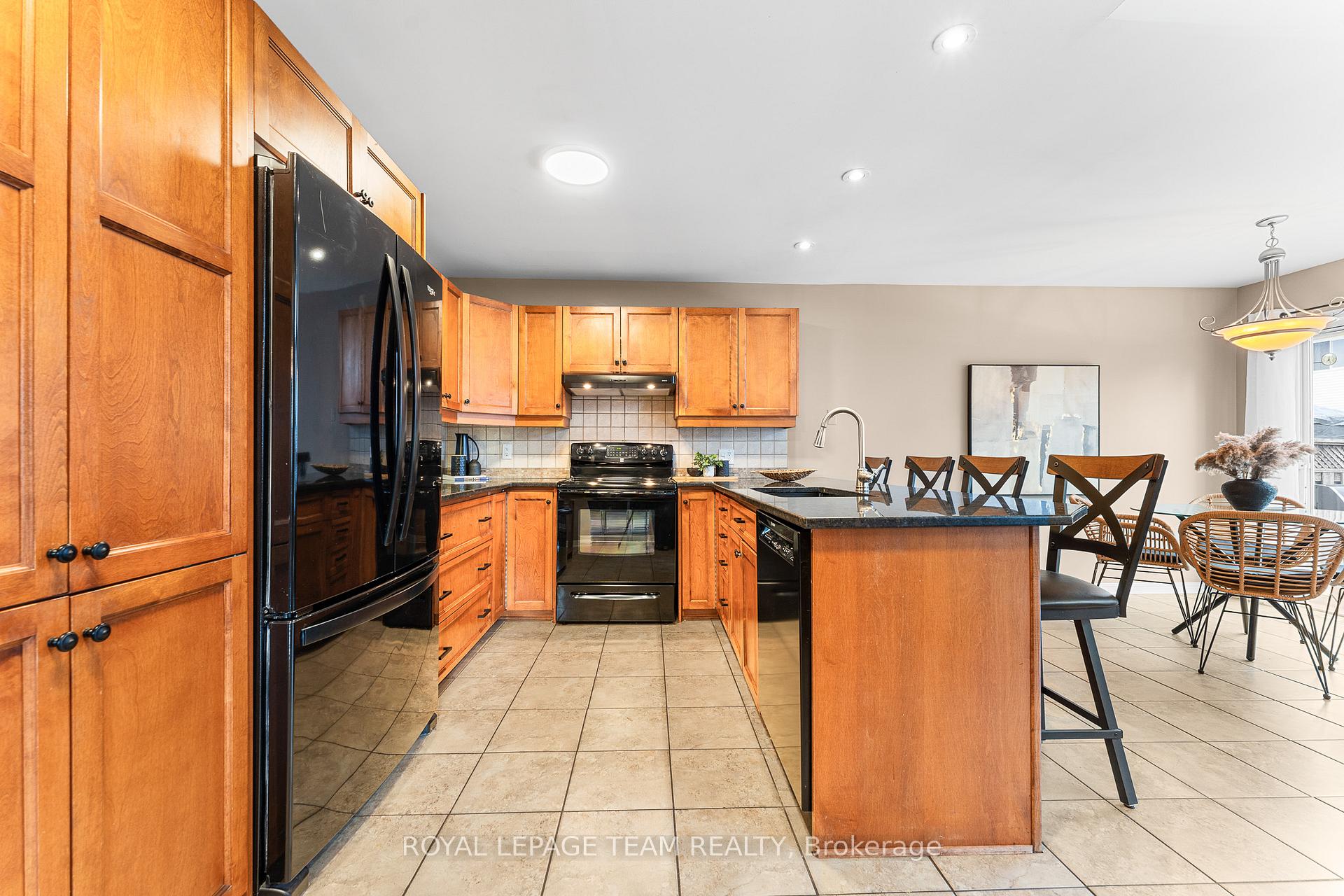 Photo 13 of 257 Redpath Drive, Ottawa, Barrhaven East — HOMEH