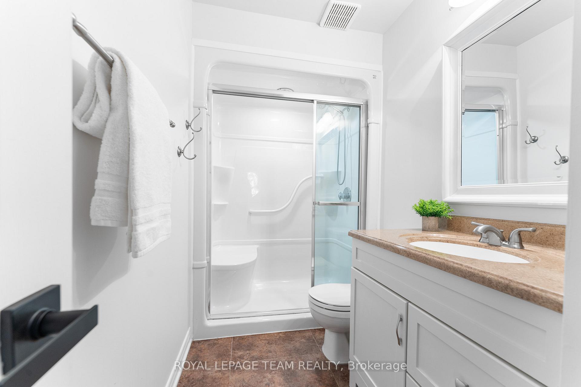 Photo 32 of 257 Redpath Drive, Ottawa, Barrhaven East — HOMEH