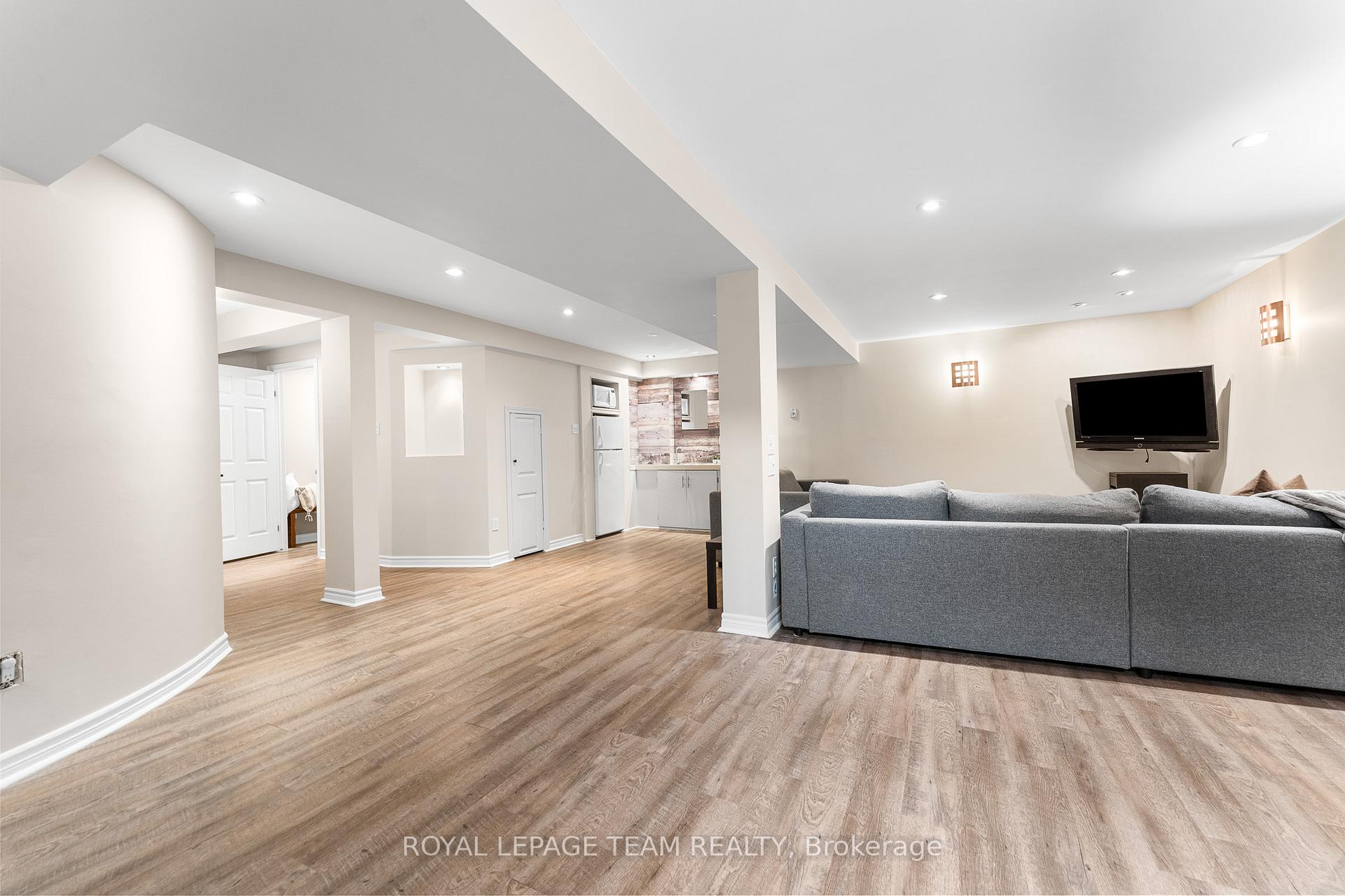 Photo 33 of 257 Redpath Drive, Ottawa, Barrhaven East — HOMEH
