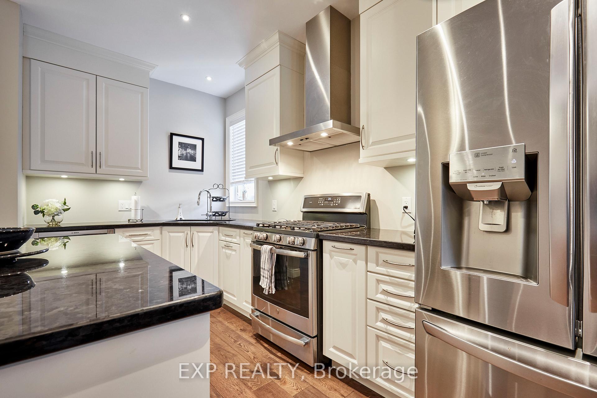 Photo 7 of 3 Bill Hutchinson Crescent, Clarington, Bowmanville — HOMEH