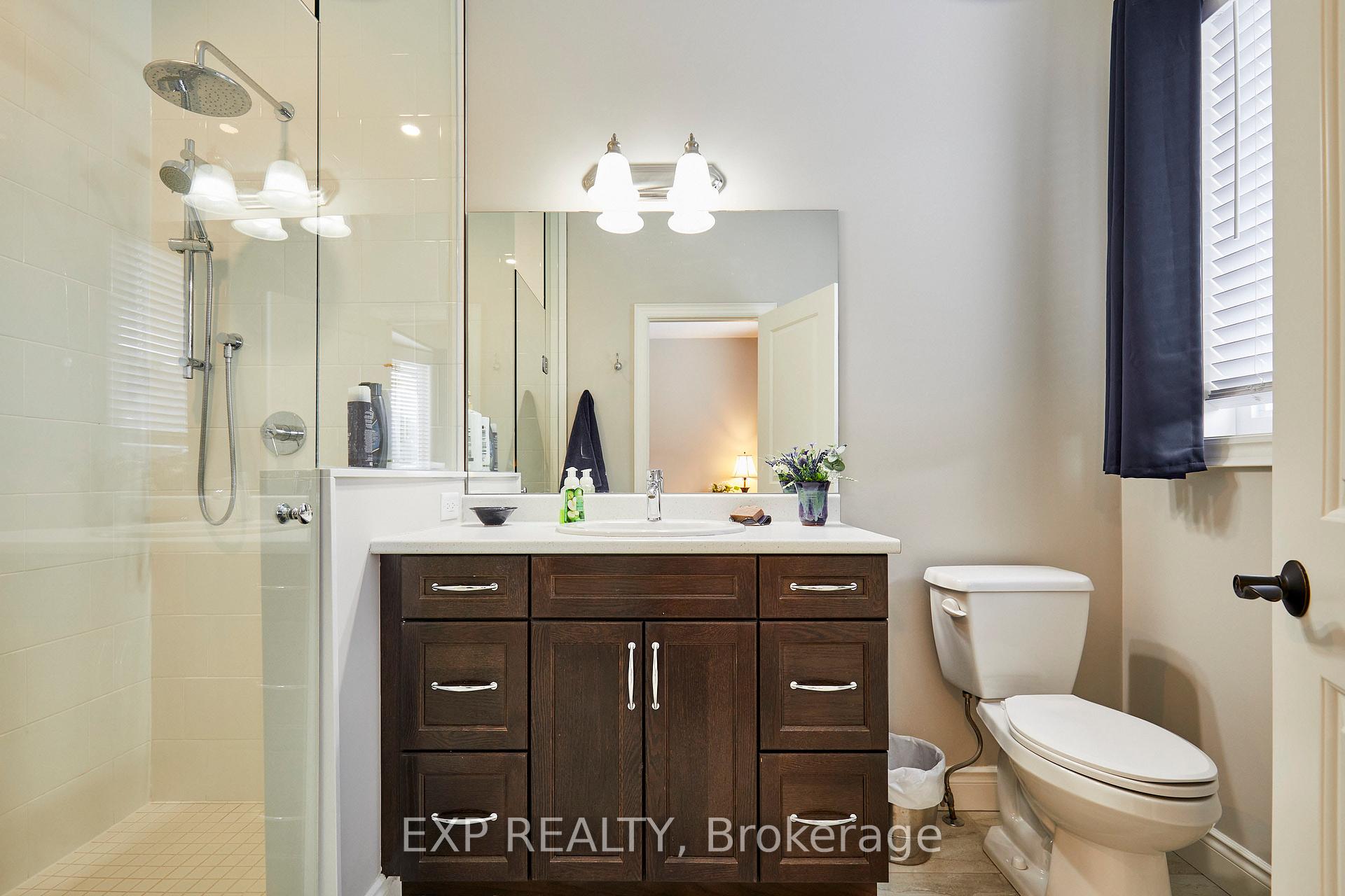 Photo 18 of 3 Bill Hutchinson Crescent, Clarington, Bowmanville — HOMEH