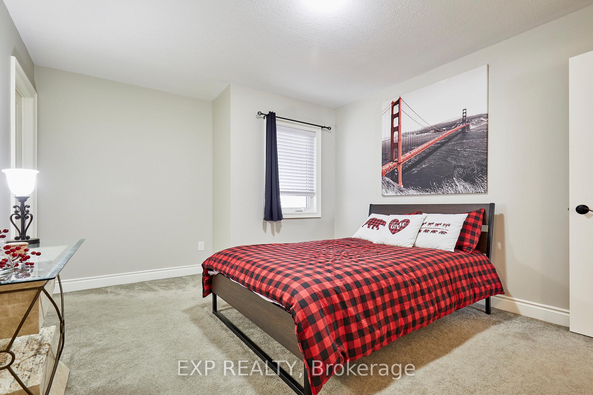 Photo 29 of 3 Bill Hutchinson Crescent, Clarington, Bowmanville — HOMEH
