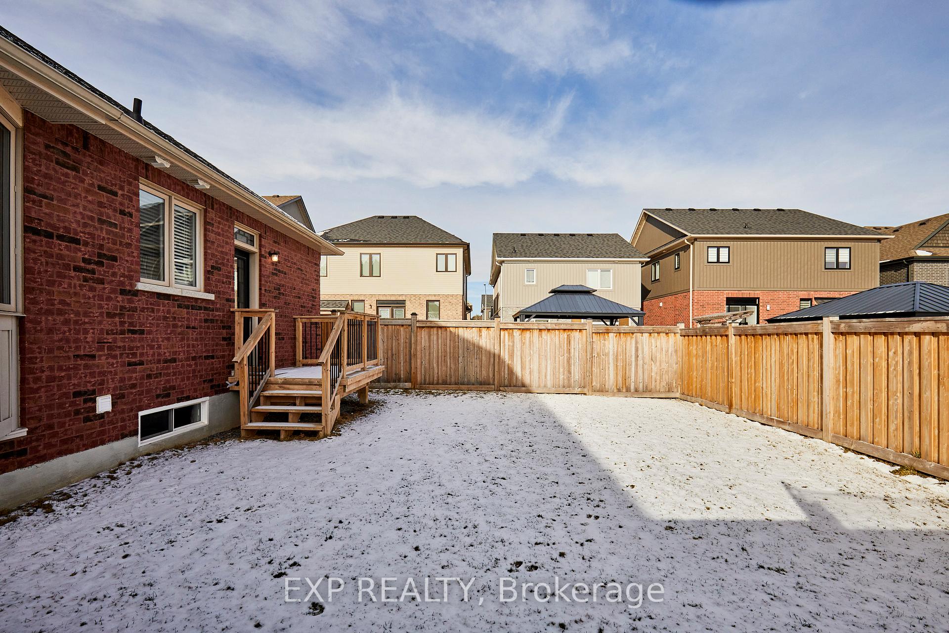 Photo 33 of 3 Bill Hutchinson Crescent, Clarington, Bowmanville — HOMEH