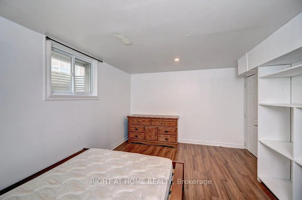 Photo 24 of 150 Millen Rd, Guelph, Victoria North — HOMEH