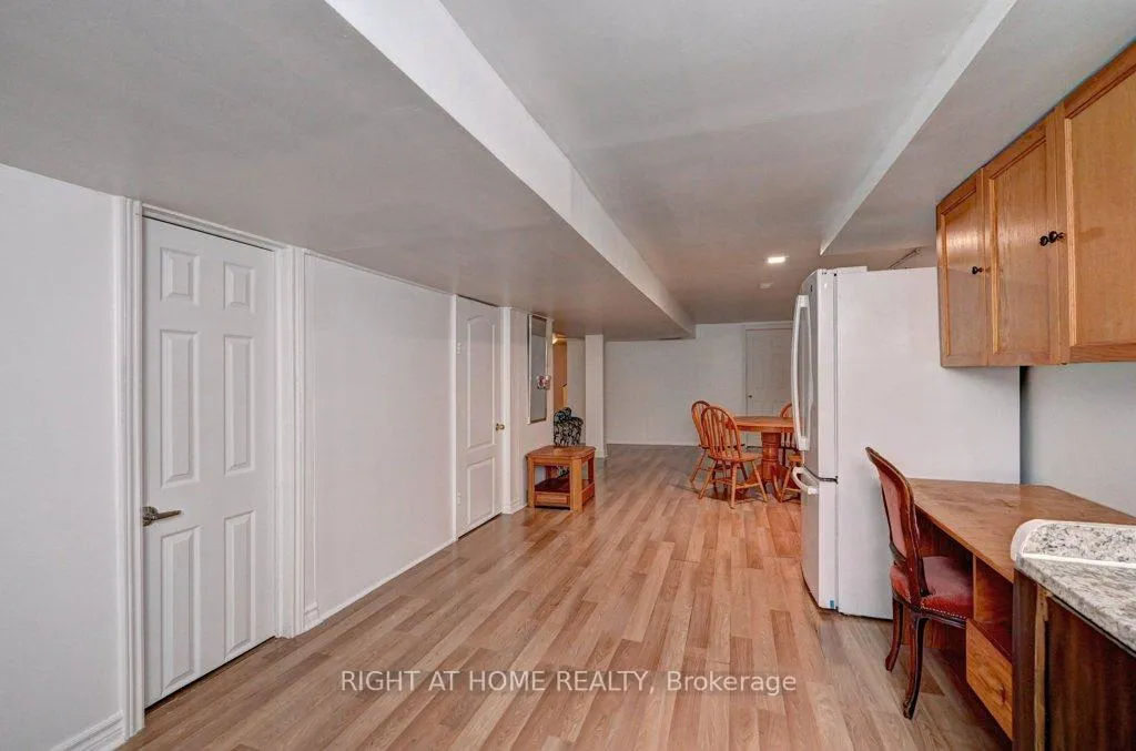 Photo 33 of 150 Millen Rd, Guelph, Victoria North — HOMEH