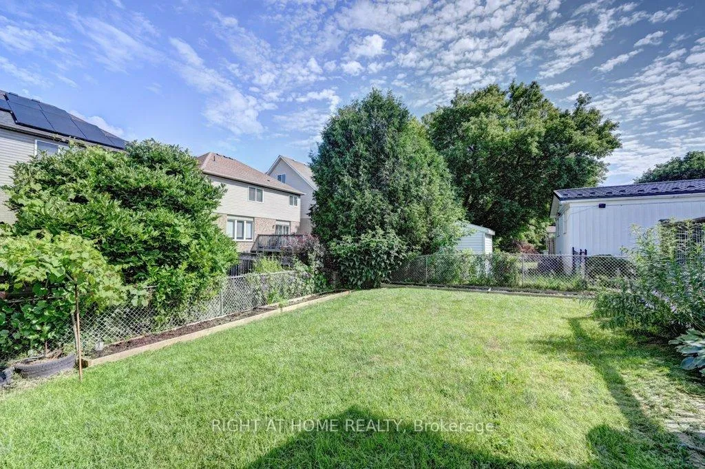 Photo 42 of 150 Millen Rd, Guelph, Victoria North — HOMEH