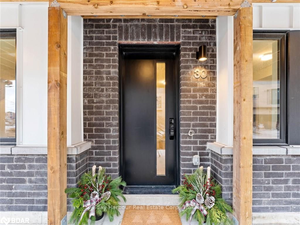 Photo 5 of 30 Rainwater Lane, Barrie, Holly — HOMEH
