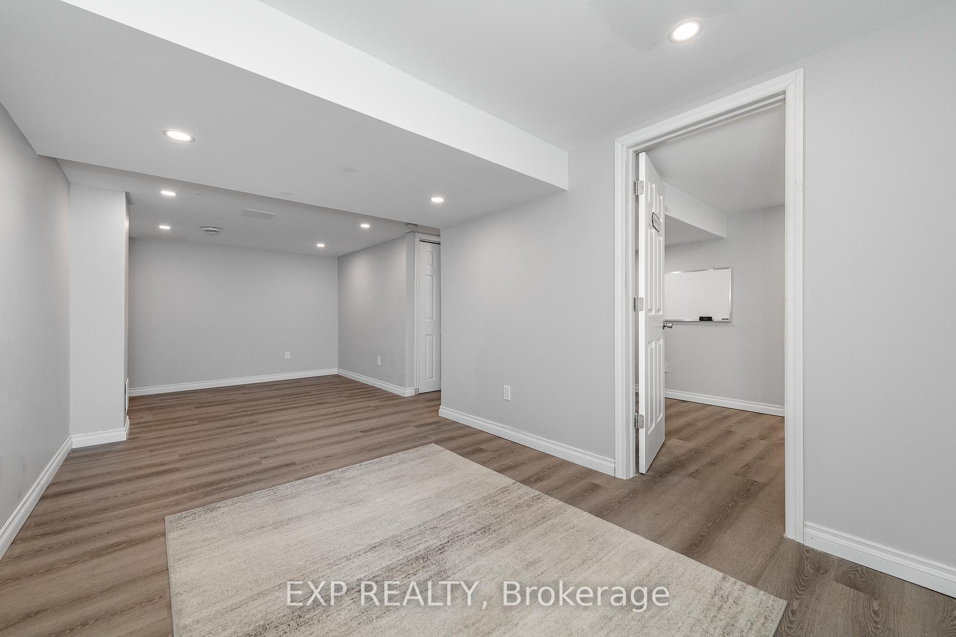 Photo 29 of 22 Burnetts Grove Circle S, Ottawa, Barrhaven - Pheasant Run — HOMEH