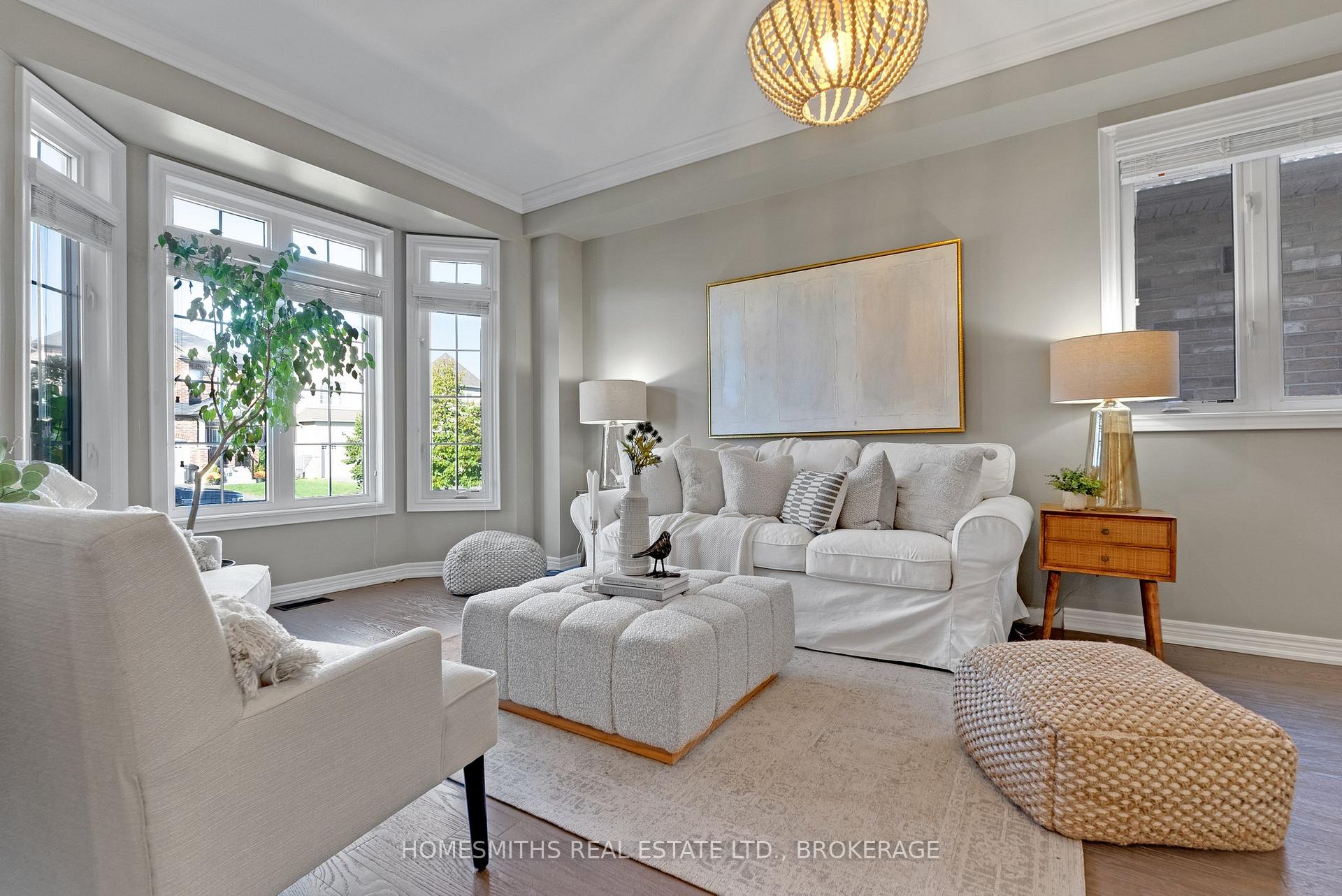 Photo 3 of 55 Barchard Street, Clarington, Newcastle — HOMEH