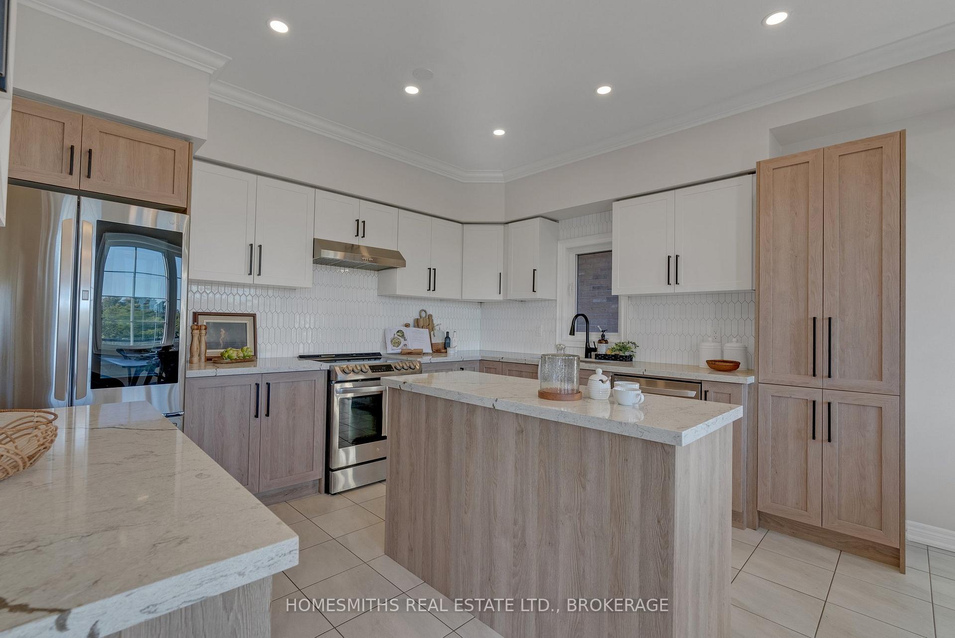 Photo 5 of 55 Barchard Street, Clarington, Newcastle — HOMEH