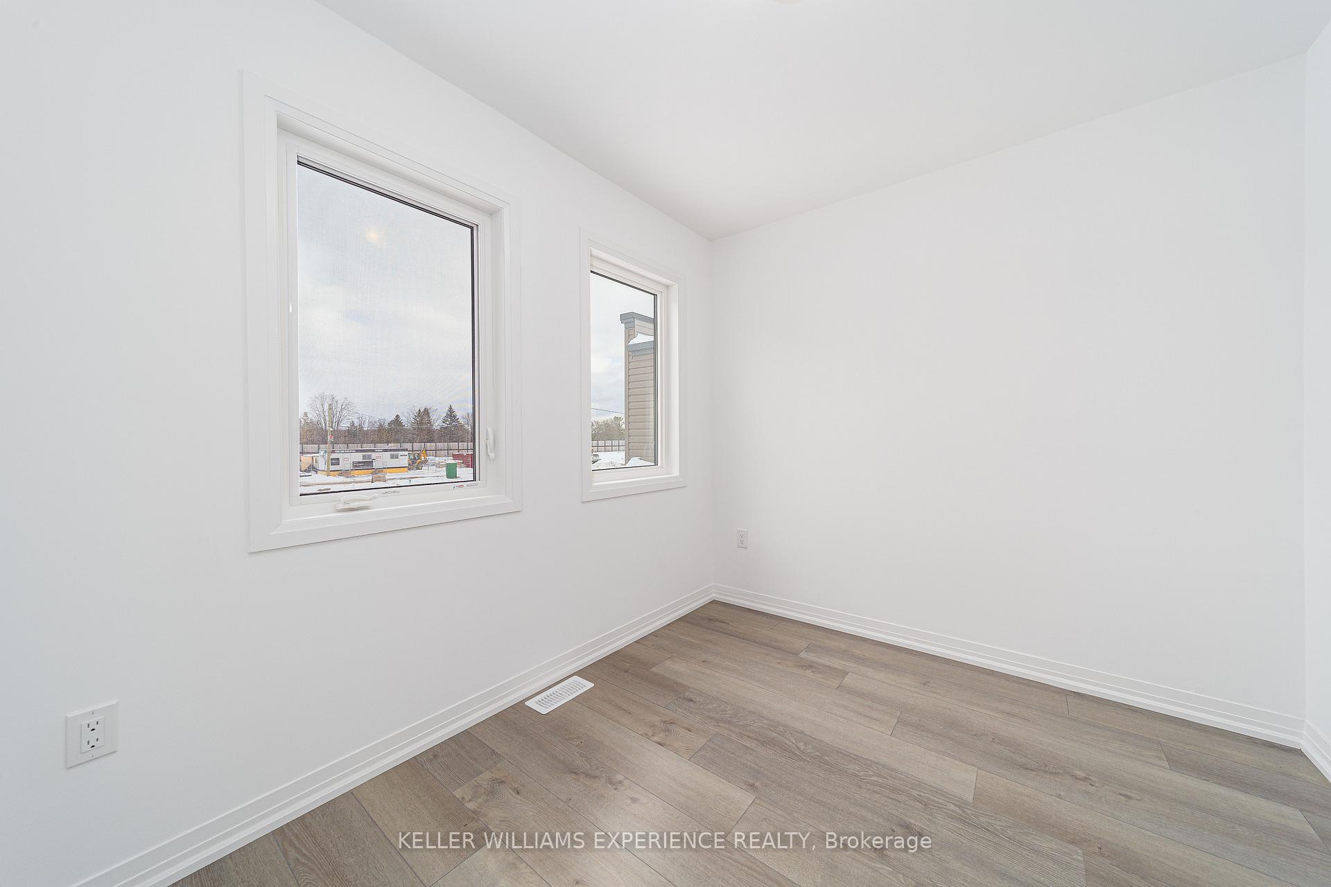 Photo 6 of 147 Turnberry Lane, Barrie, Painswick South — HOMEH