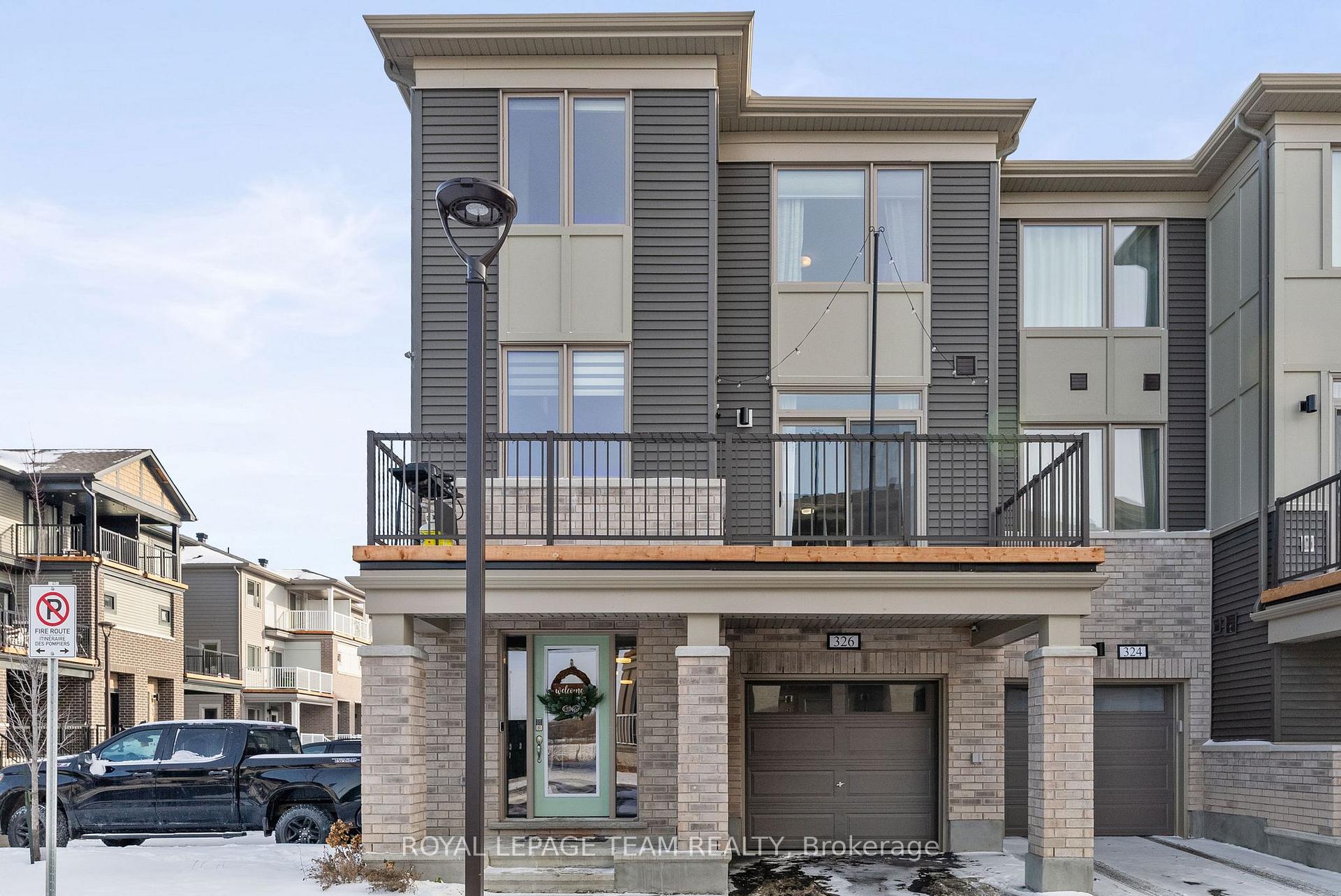 Photo 2 of 326 Olivenite Private, Ottawa, Barrhaven - Heritage Park — HOMEH