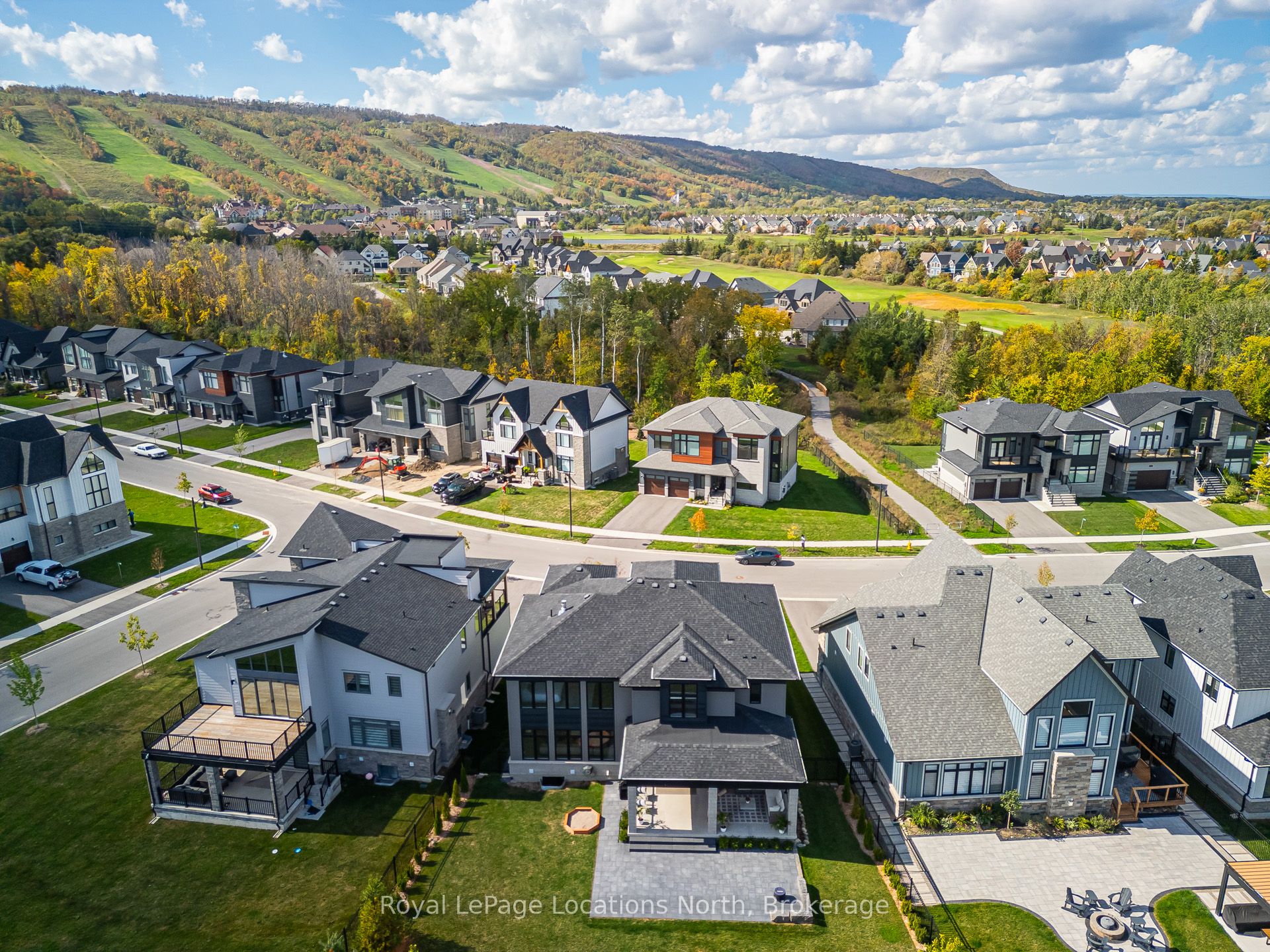 Photo 55 of 143 Springside Crescent, Blue Mountains — HOMEH