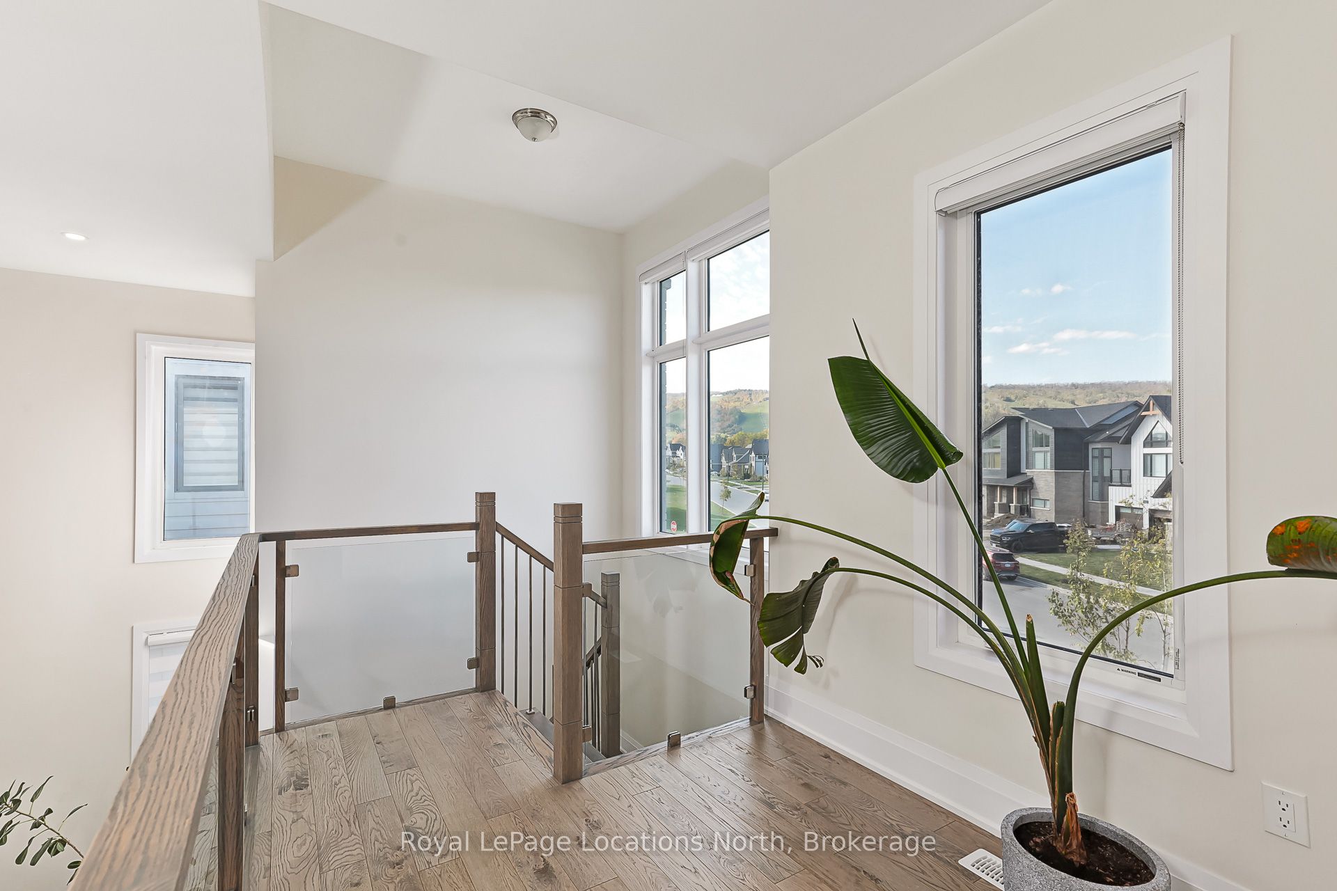 Photo 74 of 143 Springside Crescent, Blue Mountains — HOMEH