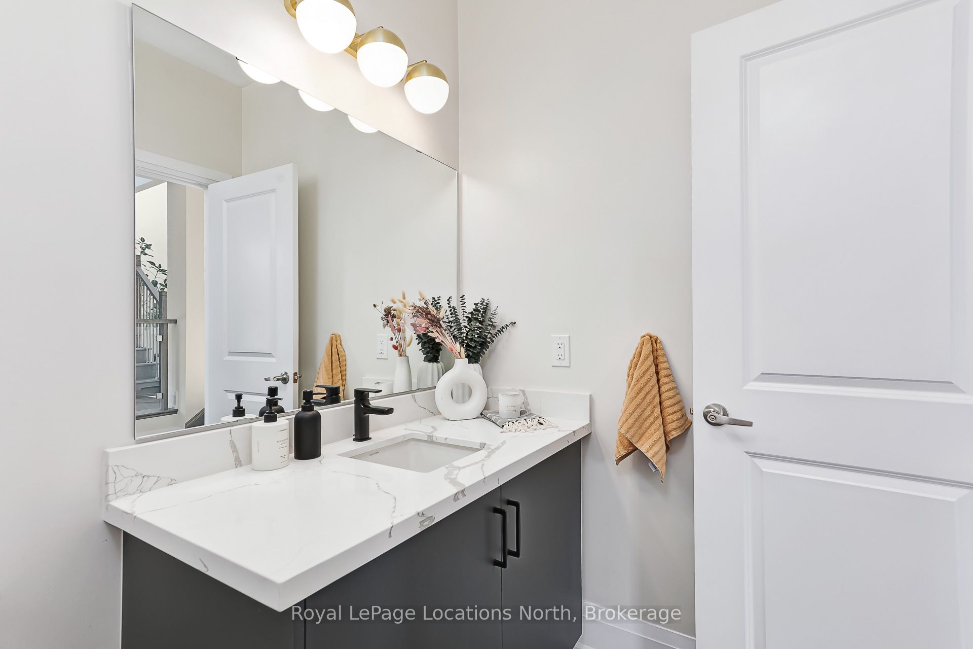Photo 58 of 143 Springside Crescent, Blue Mountains — HOMEH