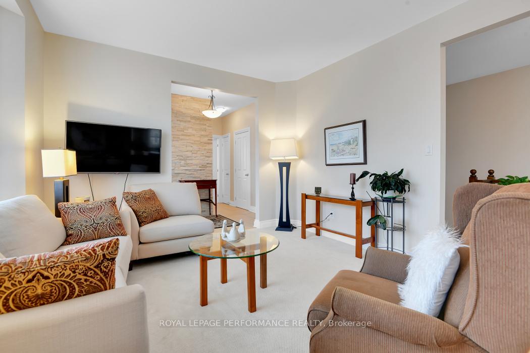 Photo 7 of 242 Cairnsmore Circle, Ottawa, Barrhaven - Stonebridge — HOMEH