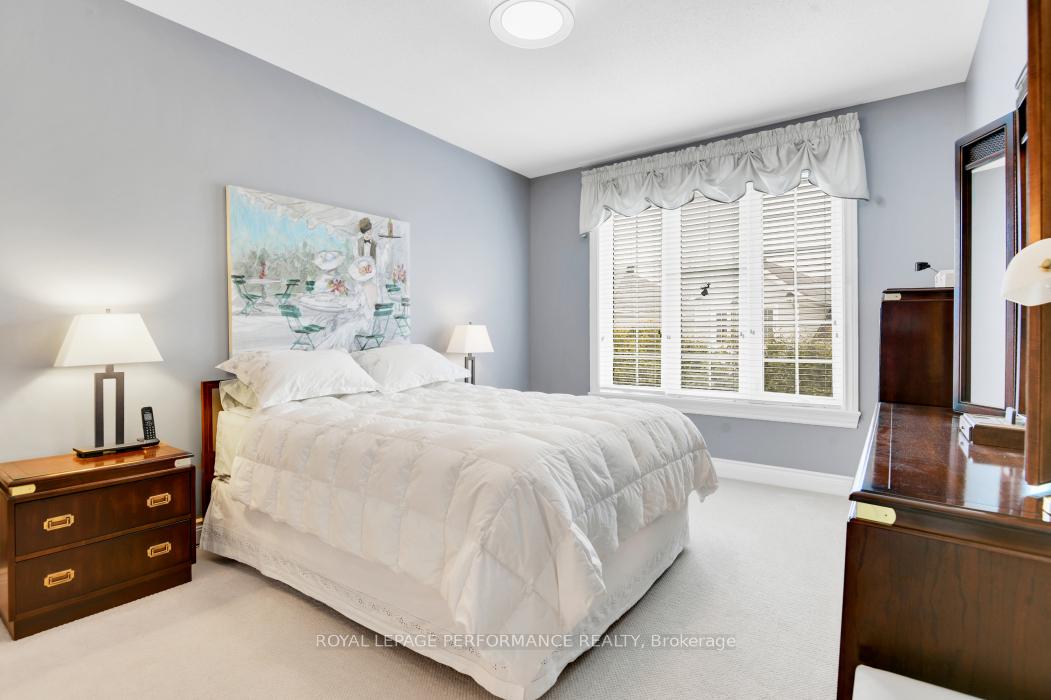 Photo 15 of 242 Cairnsmore Circle, Ottawa, Barrhaven - Stonebridge — HOMEH