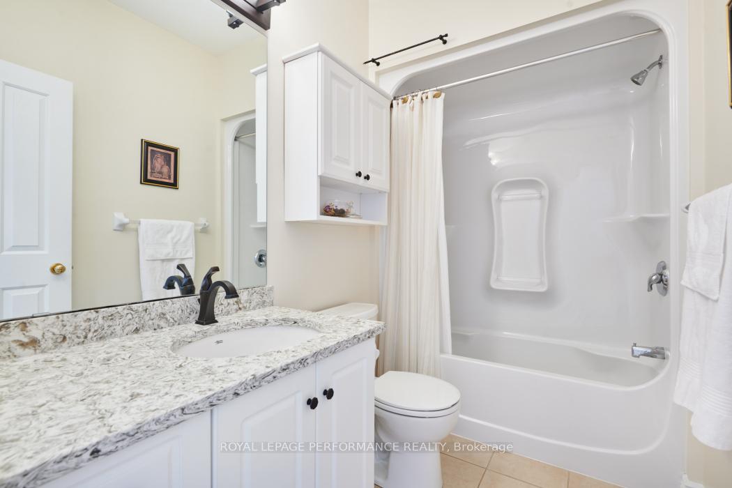 Photo 20 of 242 Cairnsmore Circle, Ottawa, Barrhaven - Stonebridge — HOMEH