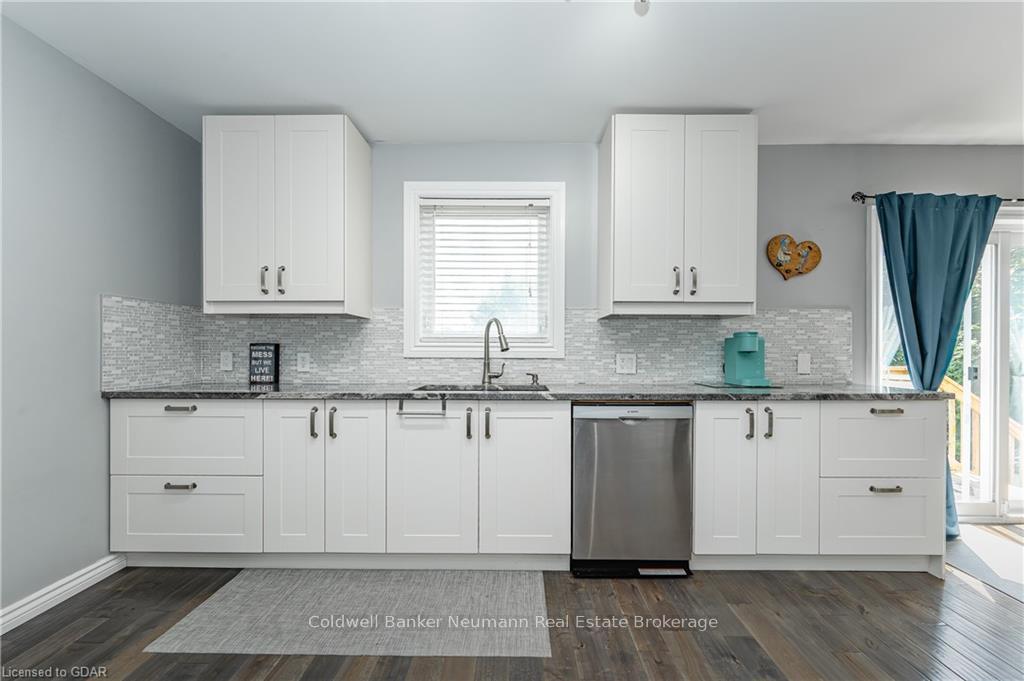 Photo 13 of 104 Pinnacle Crescent, Guelph, Willow West/Sugarbush/West Acres — HOMEH