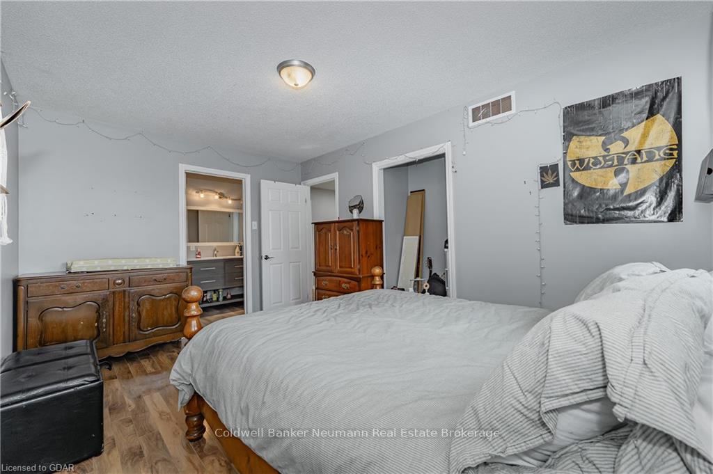 Photo 29 of 104 Pinnacle Crescent, Guelph, Willow West/Sugarbush/West Acres — HOMEH