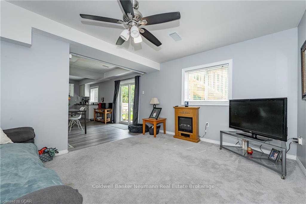 Photo 35 of 104 Pinnacle Crescent, Guelph, Willow West/Sugarbush/West Acres — HOMEH