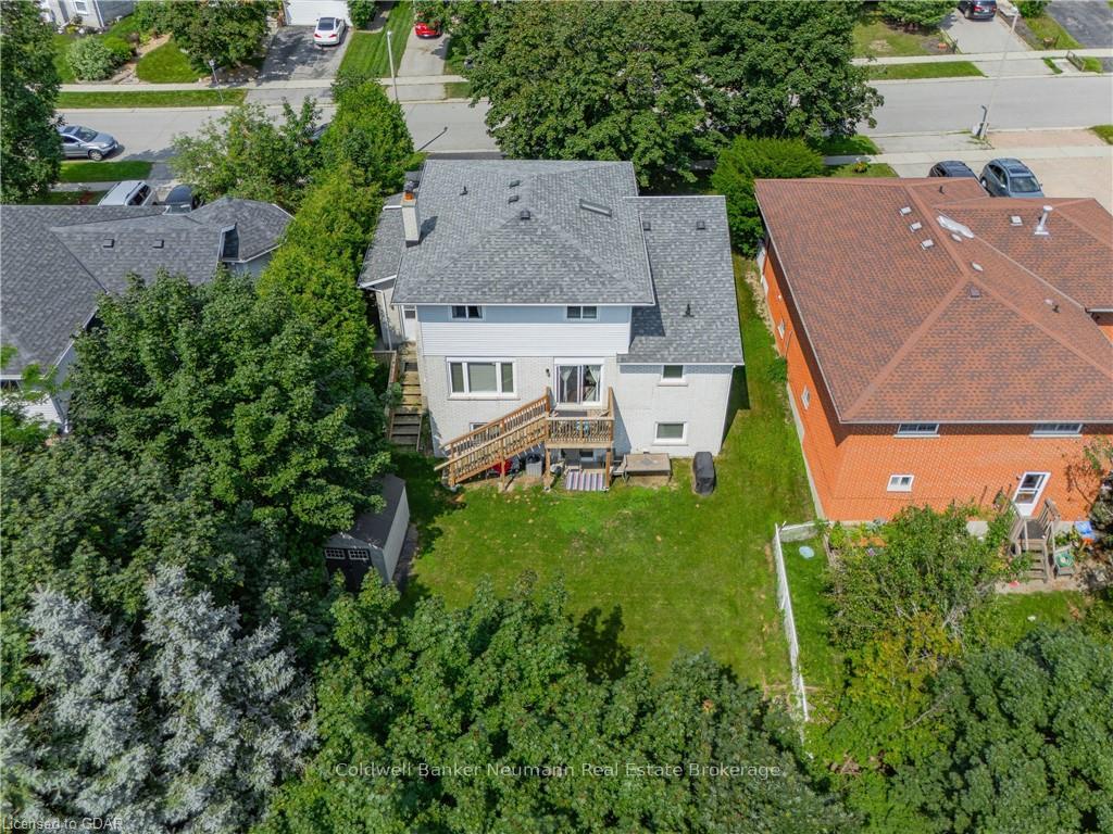 Photo 48 of 104 Pinnacle Crescent, Guelph, Willow West/Sugarbush/West Acres — HOMEH