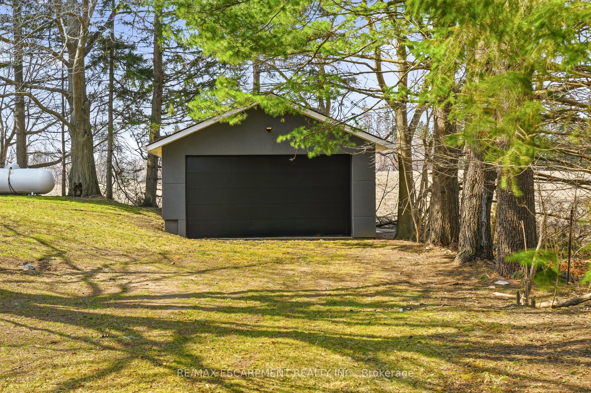 Photo 92 of 1189 Britannia Road, Burlington, Rural Burlington — HOMEH