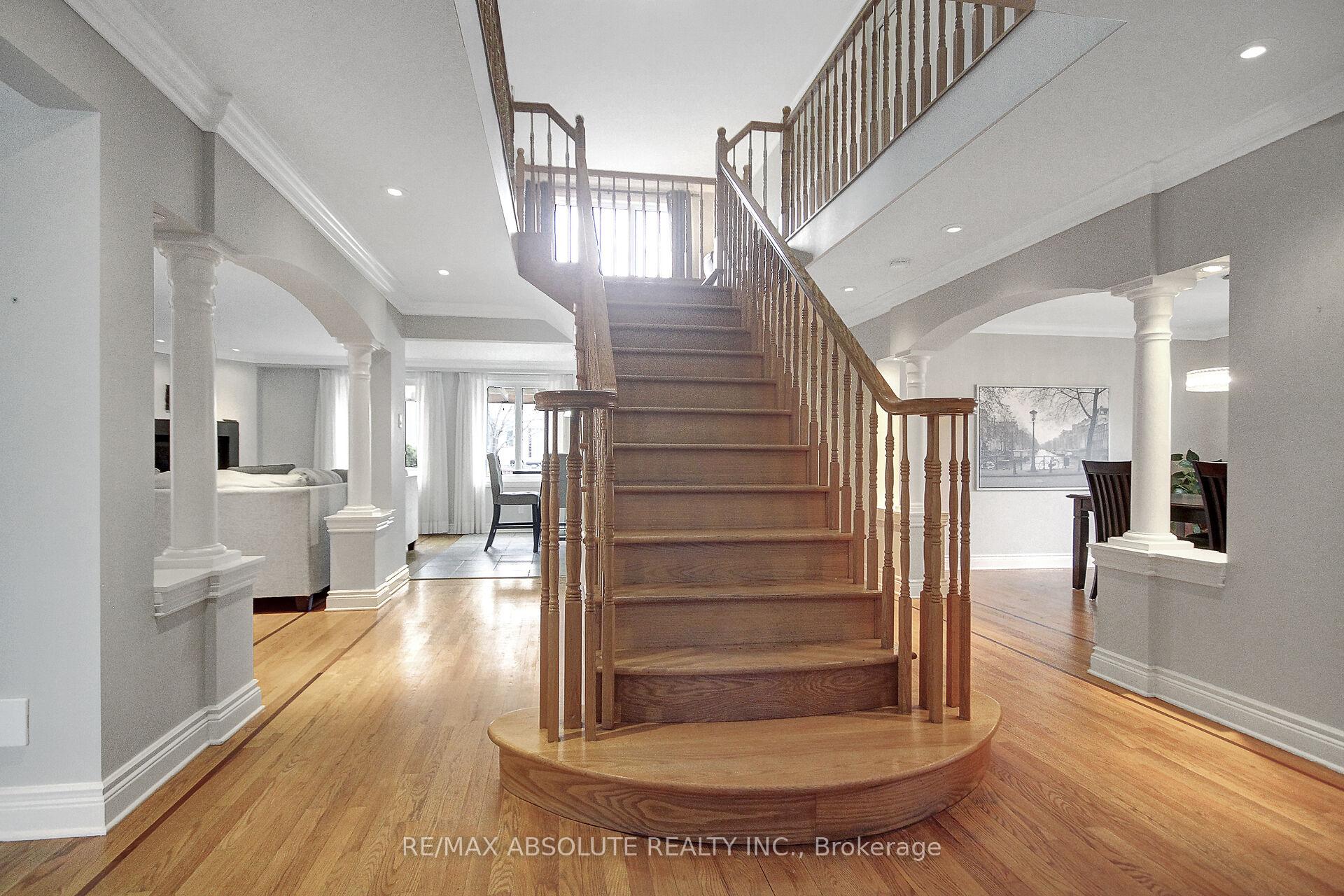 Photo 6 of 10 Wellfleet Crescent, Ottawa, Barrhaven - Cedargrove/Fraserdale — HOMEH