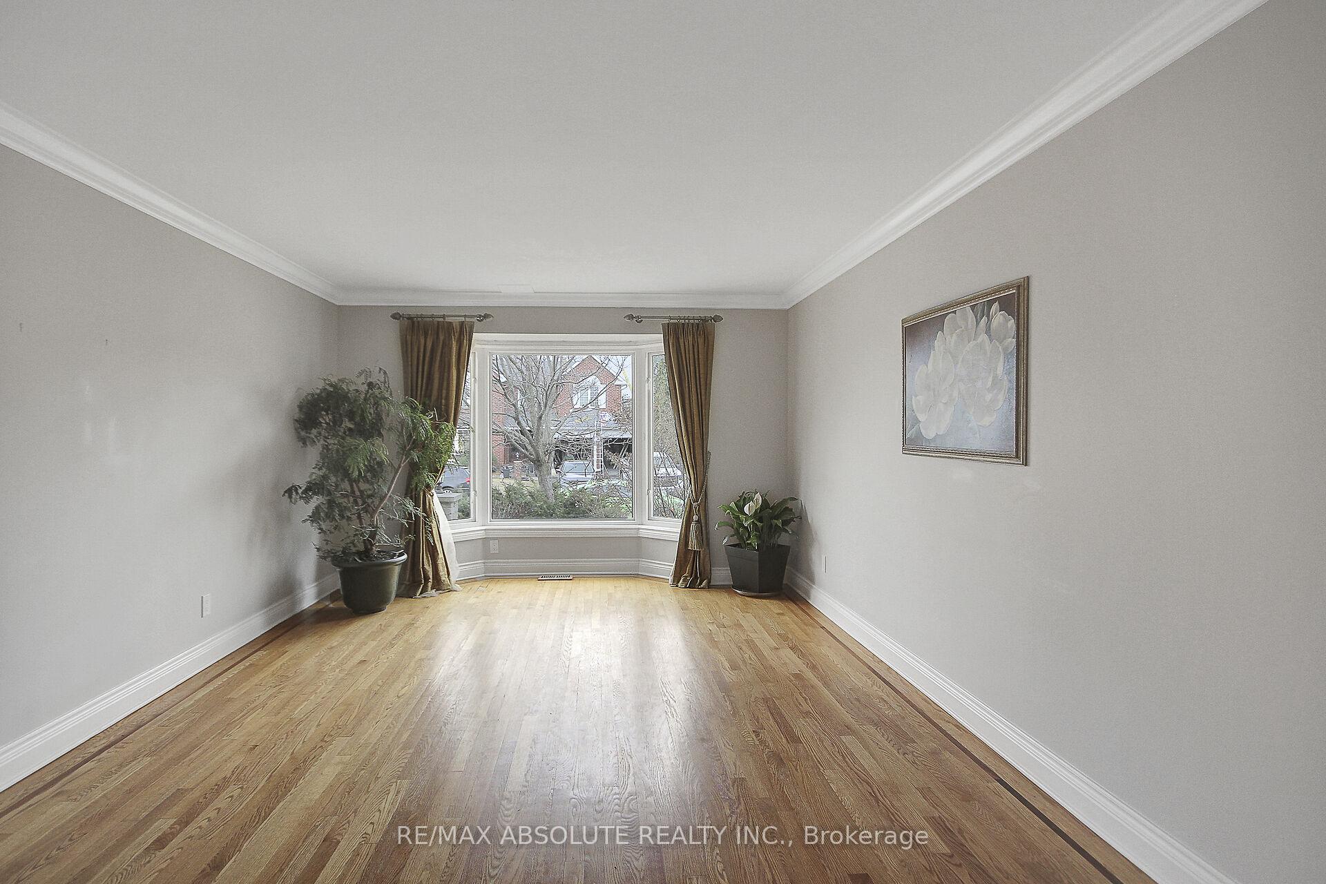 Photo 7 of 10 Wellfleet Crescent, Ottawa, Barrhaven - Cedargrove/Fraserdale — HOMEH