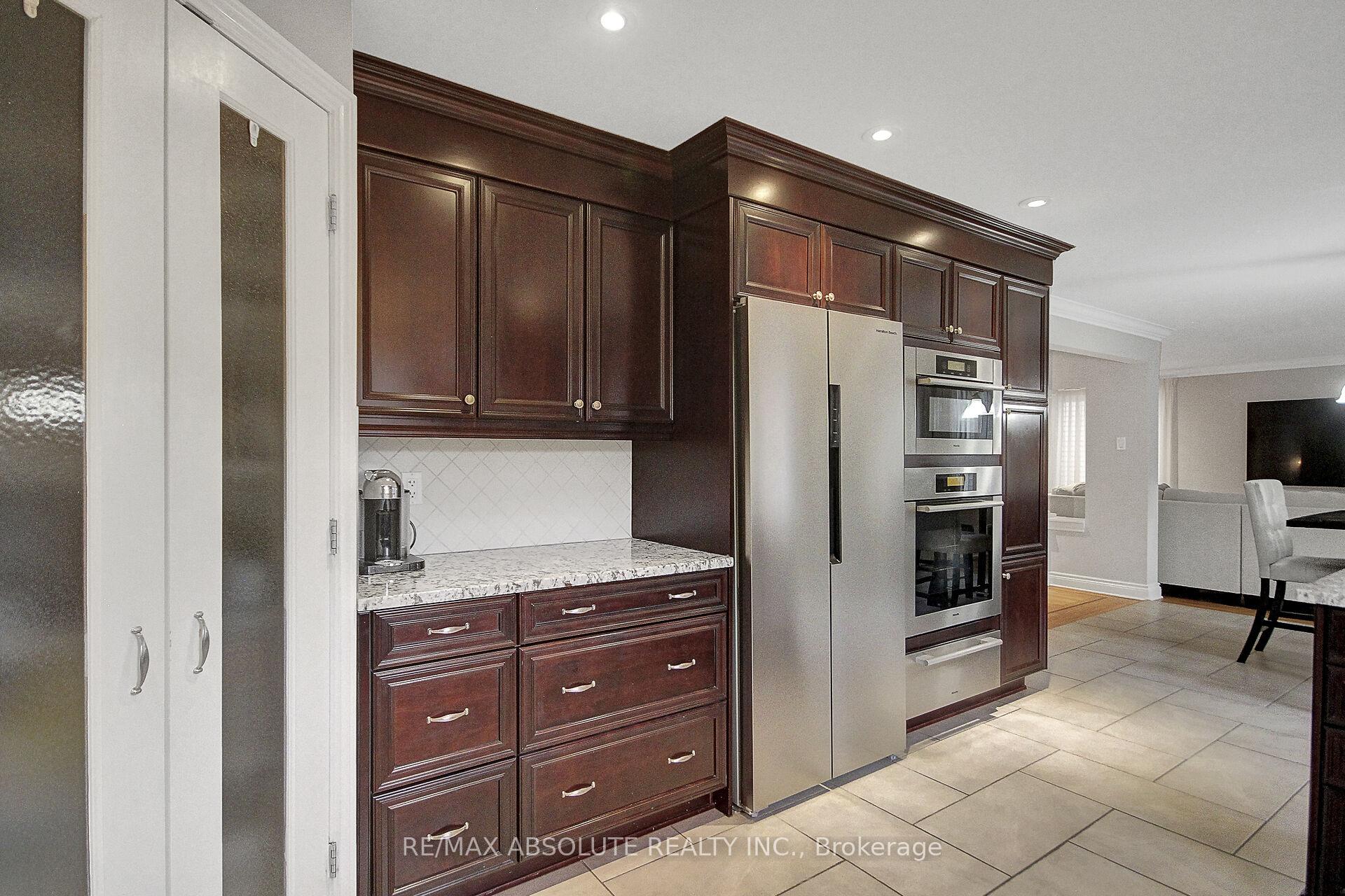 Photo 19 of 10 Wellfleet Crescent, Ottawa, Barrhaven - Cedargrove/Fraserdale — HOMEH