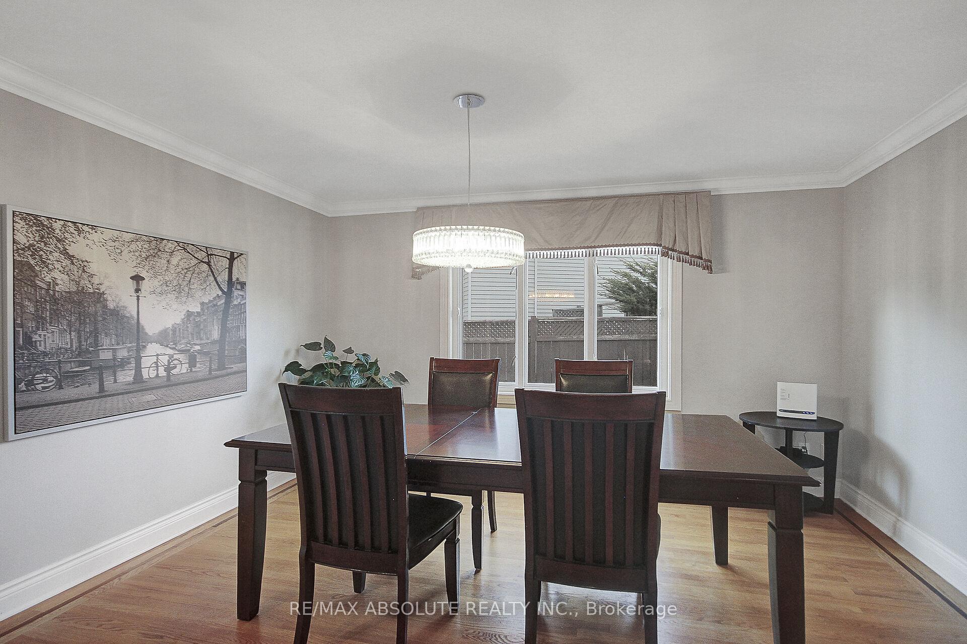 Photo 21 of 10 Wellfleet Crescent, Ottawa, Barrhaven - Cedargrove/Fraserdale — HOMEH