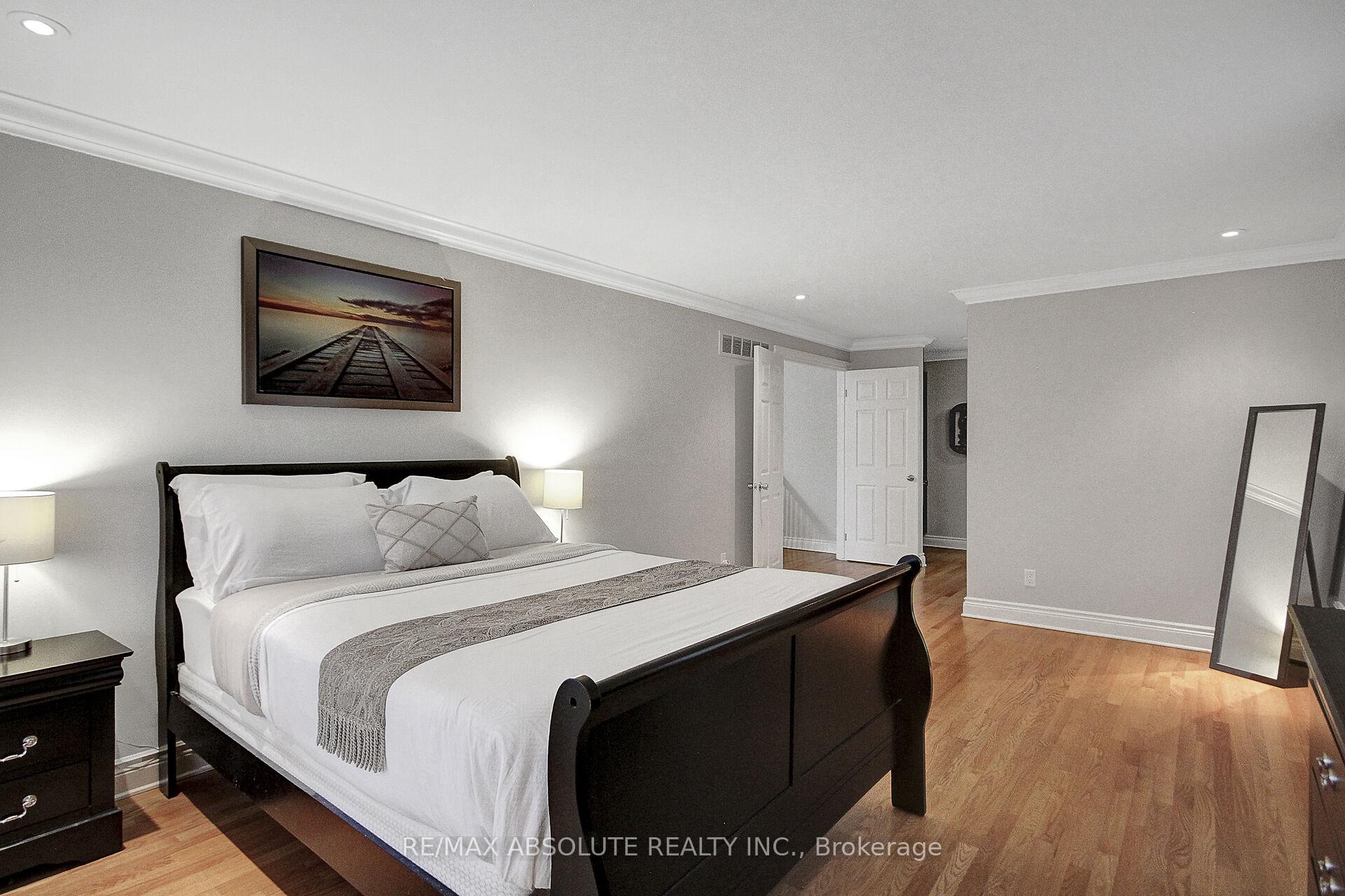 Photo 29 of 10 Wellfleet Crescent, Ottawa, Barrhaven - Cedargrove/Fraserdale — HOMEH