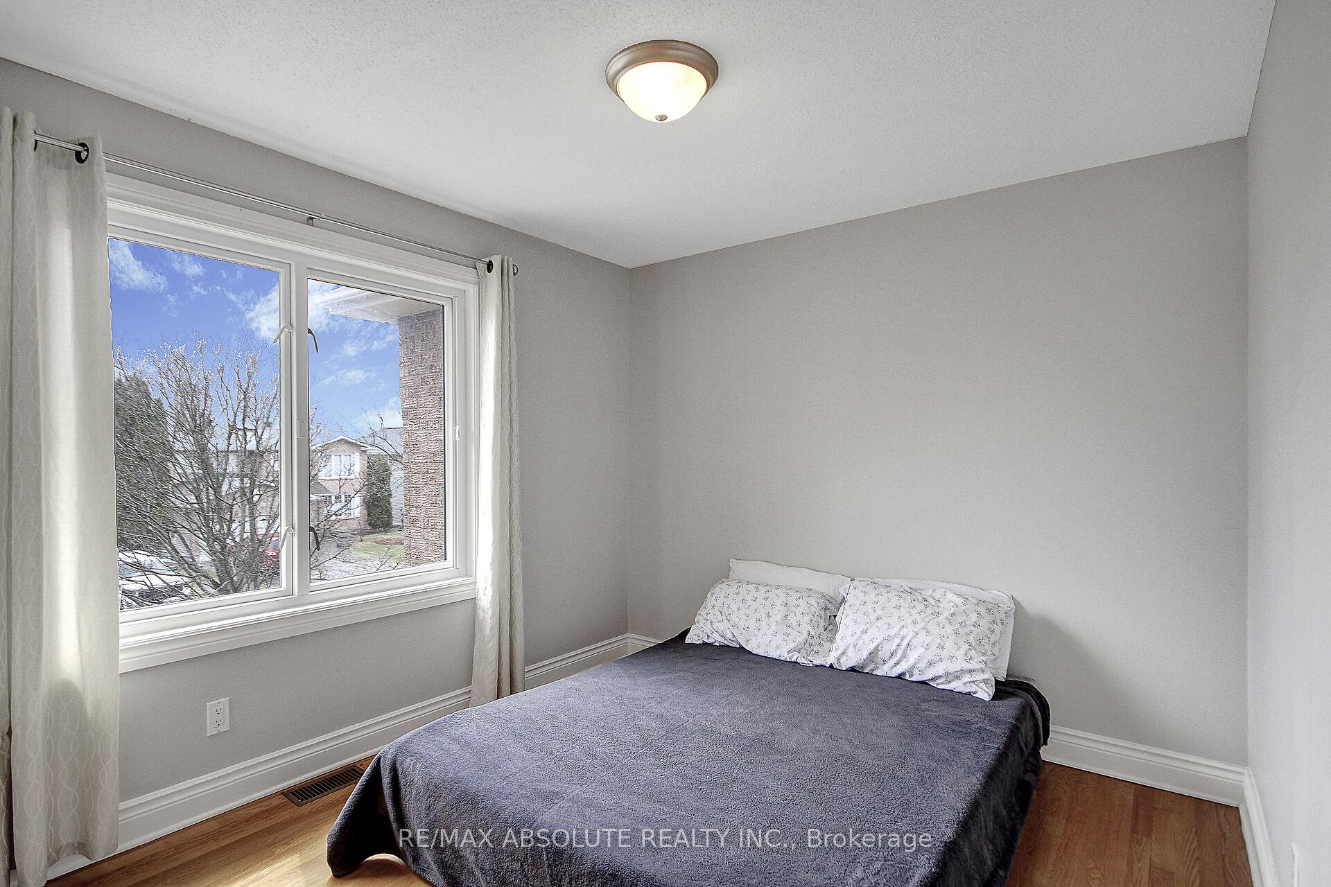 Photo 37 of 10 Wellfleet Crescent, Ottawa, Barrhaven - Cedargrove/Fraserdale — HOMEH