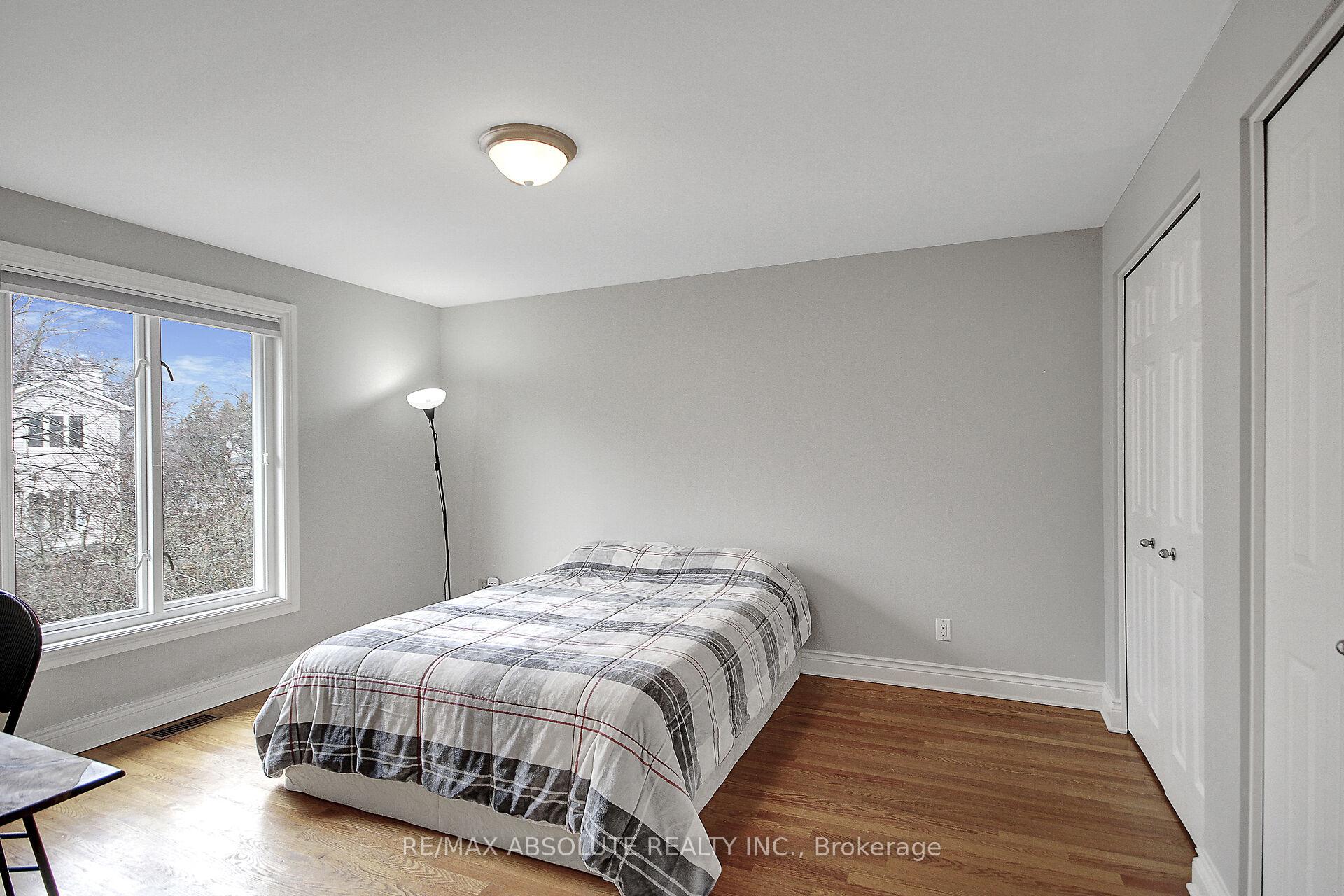 Photo 38 of 10 Wellfleet Crescent, Ottawa, Barrhaven - Cedargrove/Fraserdale — HOMEH