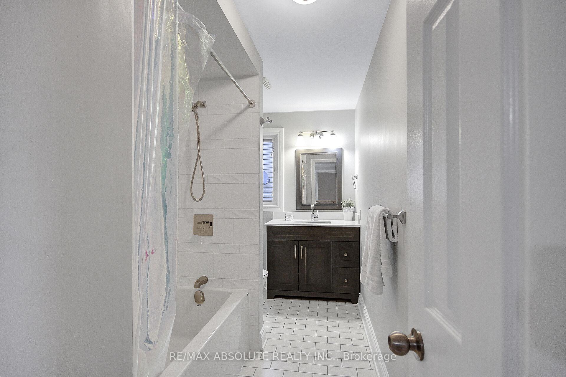 Photo 40 of 10 Wellfleet Crescent, Ottawa, Barrhaven - Cedargrove/Fraserdale — HOMEH