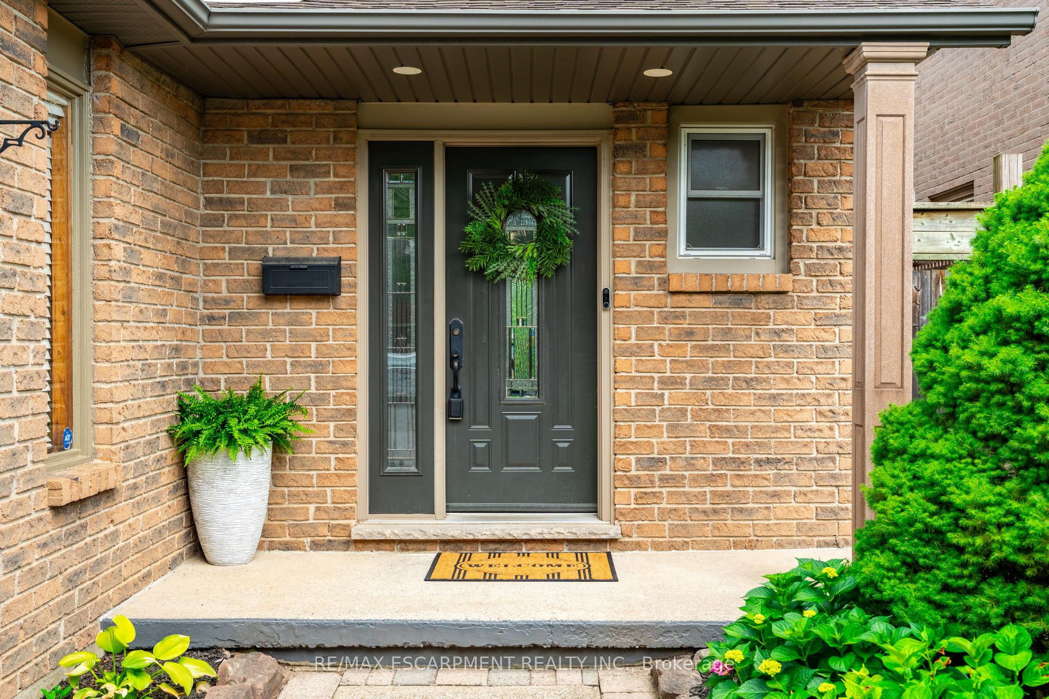 Photo 51 of 17 Tami Crescent, Grimsby, Grimsby West — HOMEH