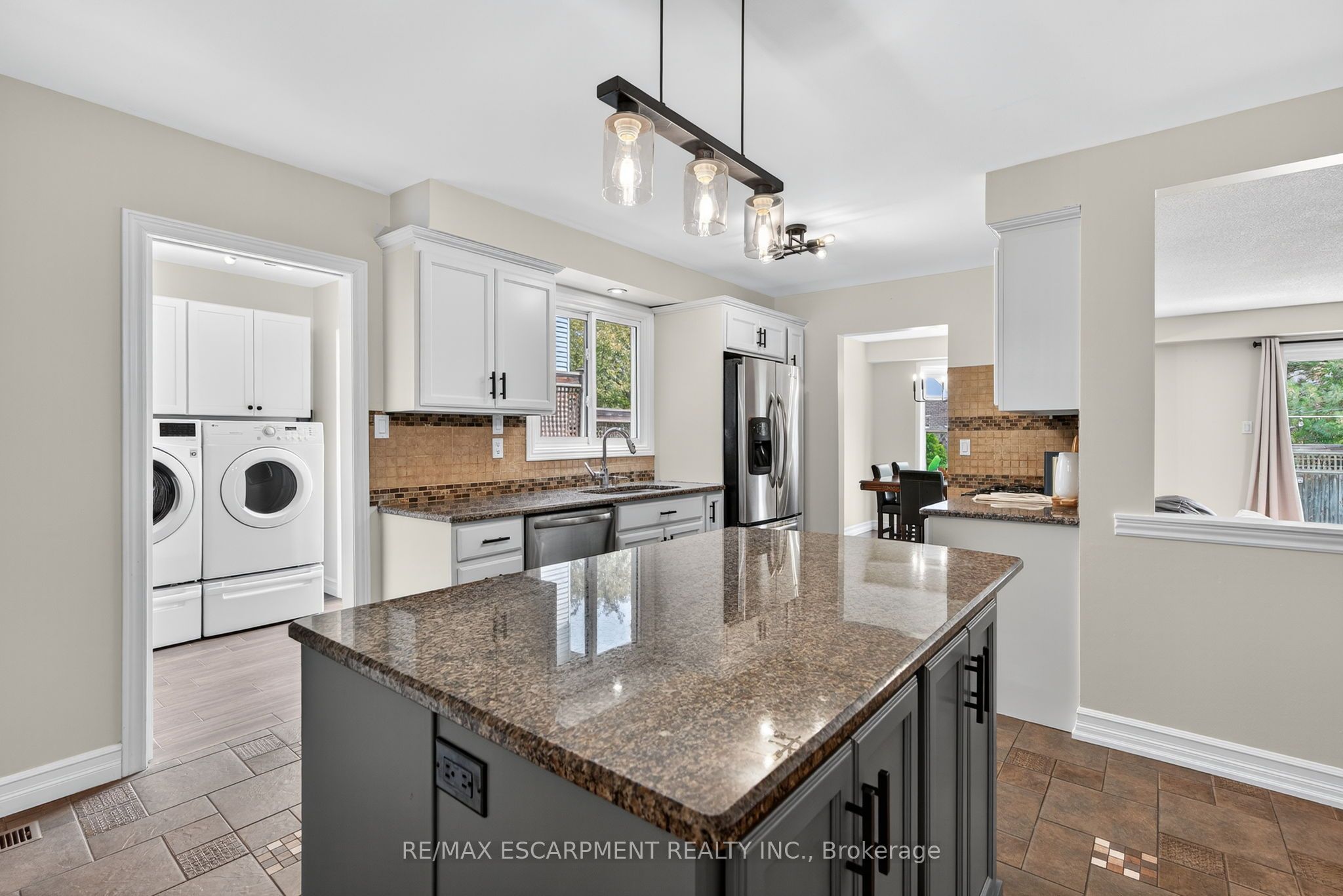 Photo 74 of 17 Tami Crescent, Grimsby, Grimsby West — HOMEH