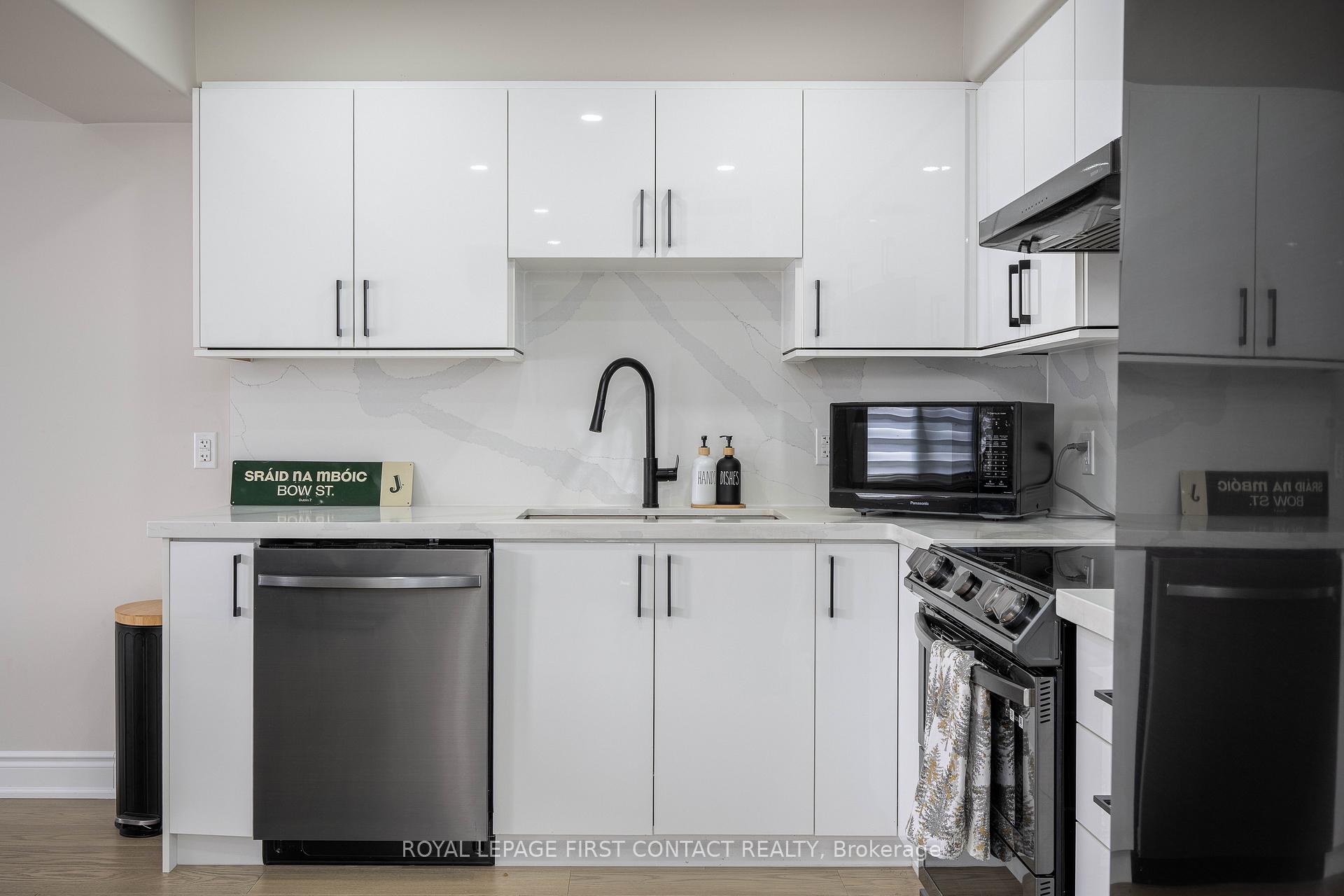 Photo 6 of 12D Marsellus Drive, Barrie, Holly — HOMEH