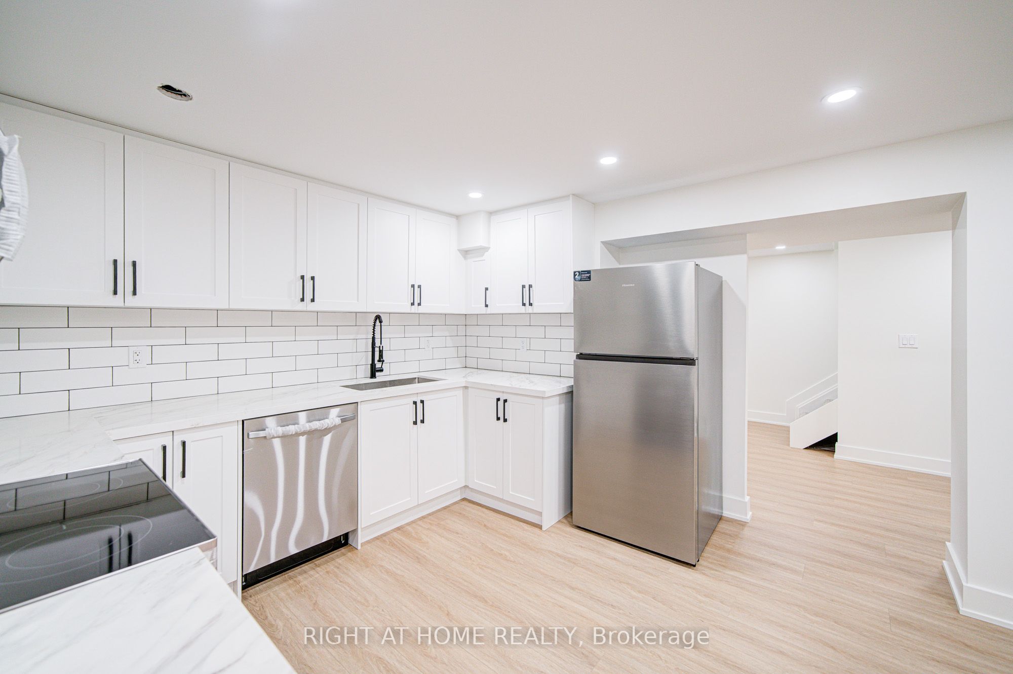 Photo 36 of (LOWER) 705 Glenforest Street, Oshawa, Northglen — HOMEH