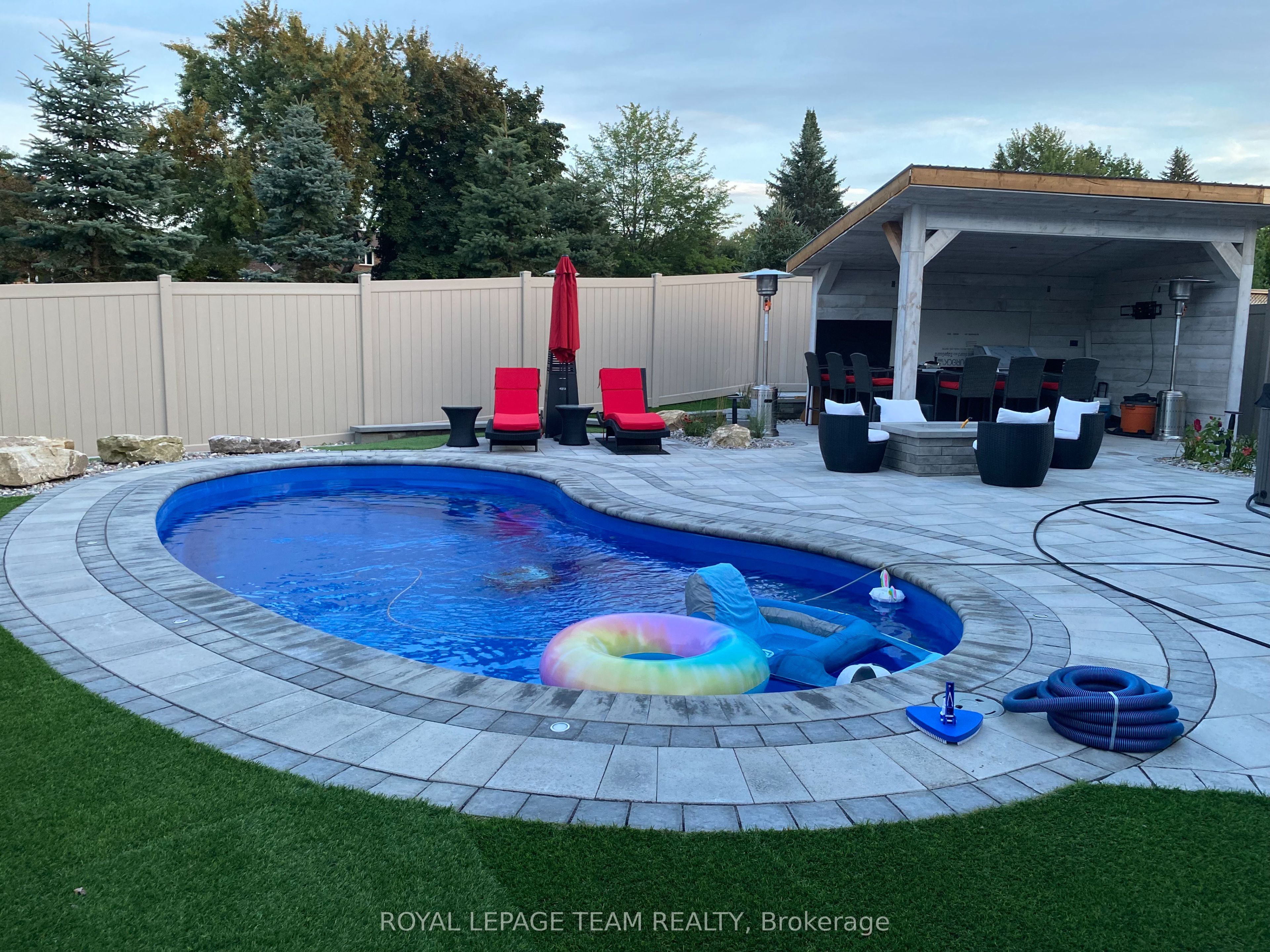 Photo 55 of 1 Peterson Place, Ottawa, Kanata - Katimavik — HOMEH