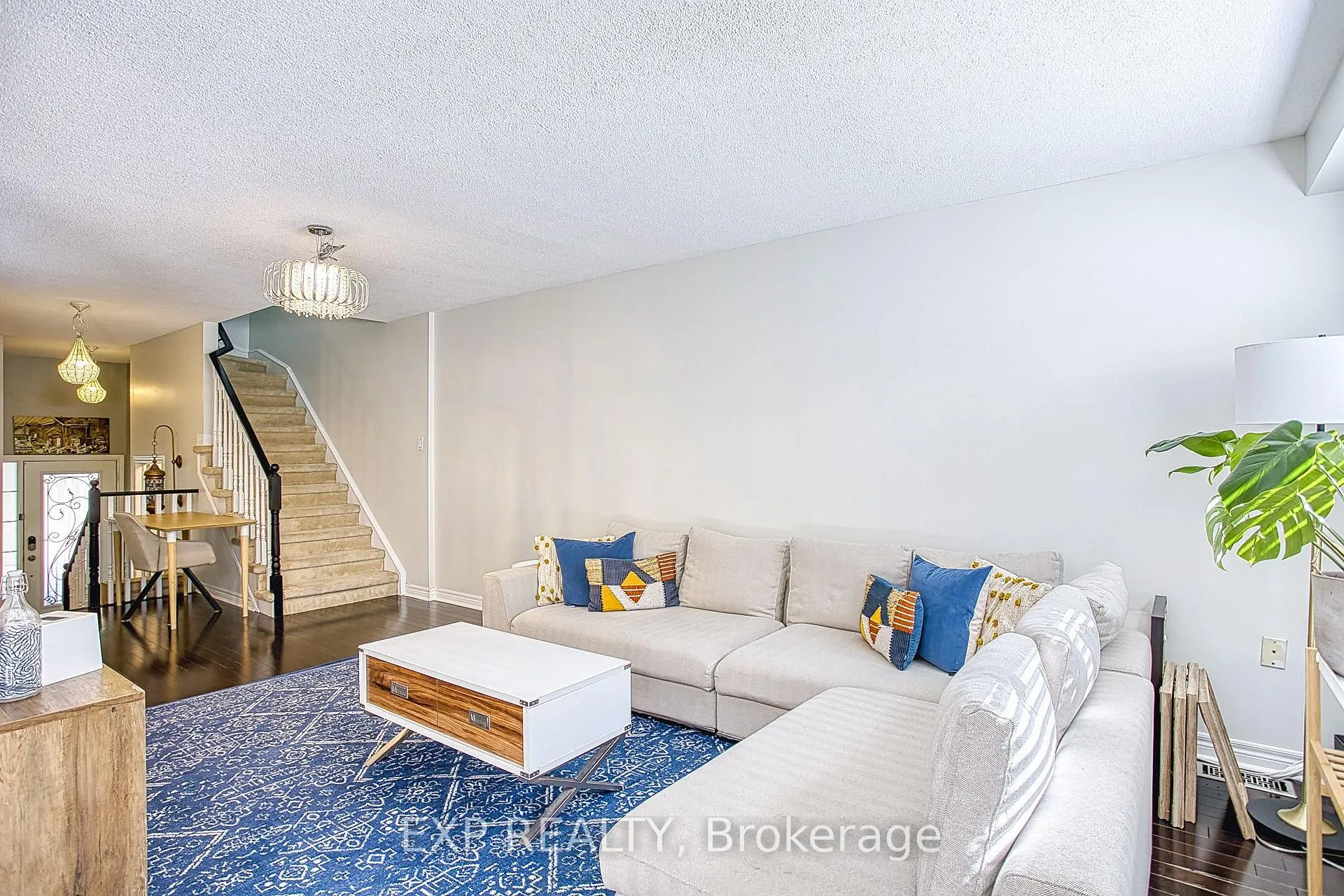 Photo 11 of 20 Cannon St E, Hamilton, Beasley — HOMEH