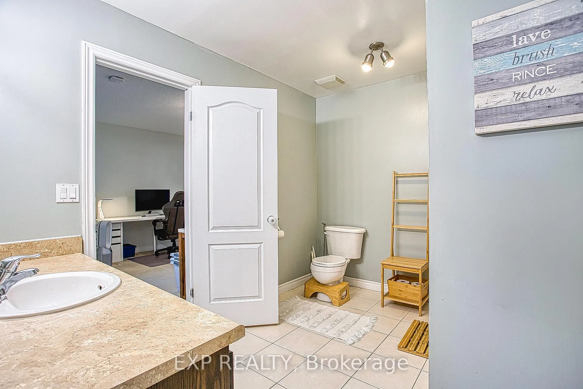 Photo 21 of 20 Cannon St E, Hamilton, Beasley — HOMEH
