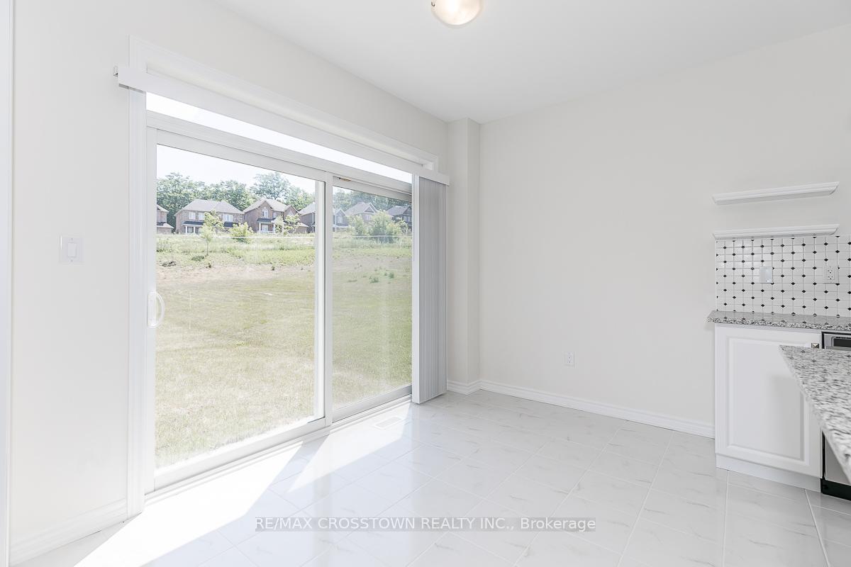Photo 8 of 170 Muirfield Drive, Barrie, Ardagh — HOMEH