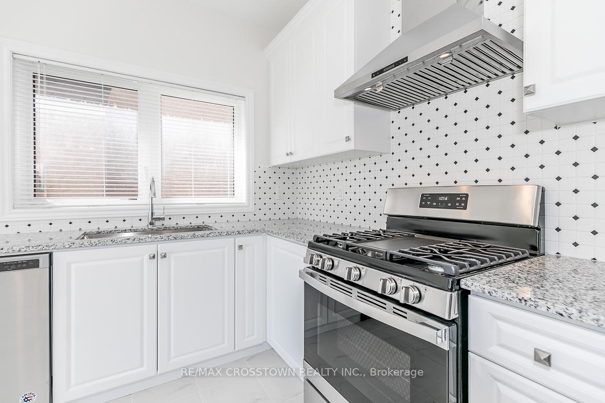 Photo 10 of 170 Muirfield Drive, Barrie, Ardagh — HOMEH