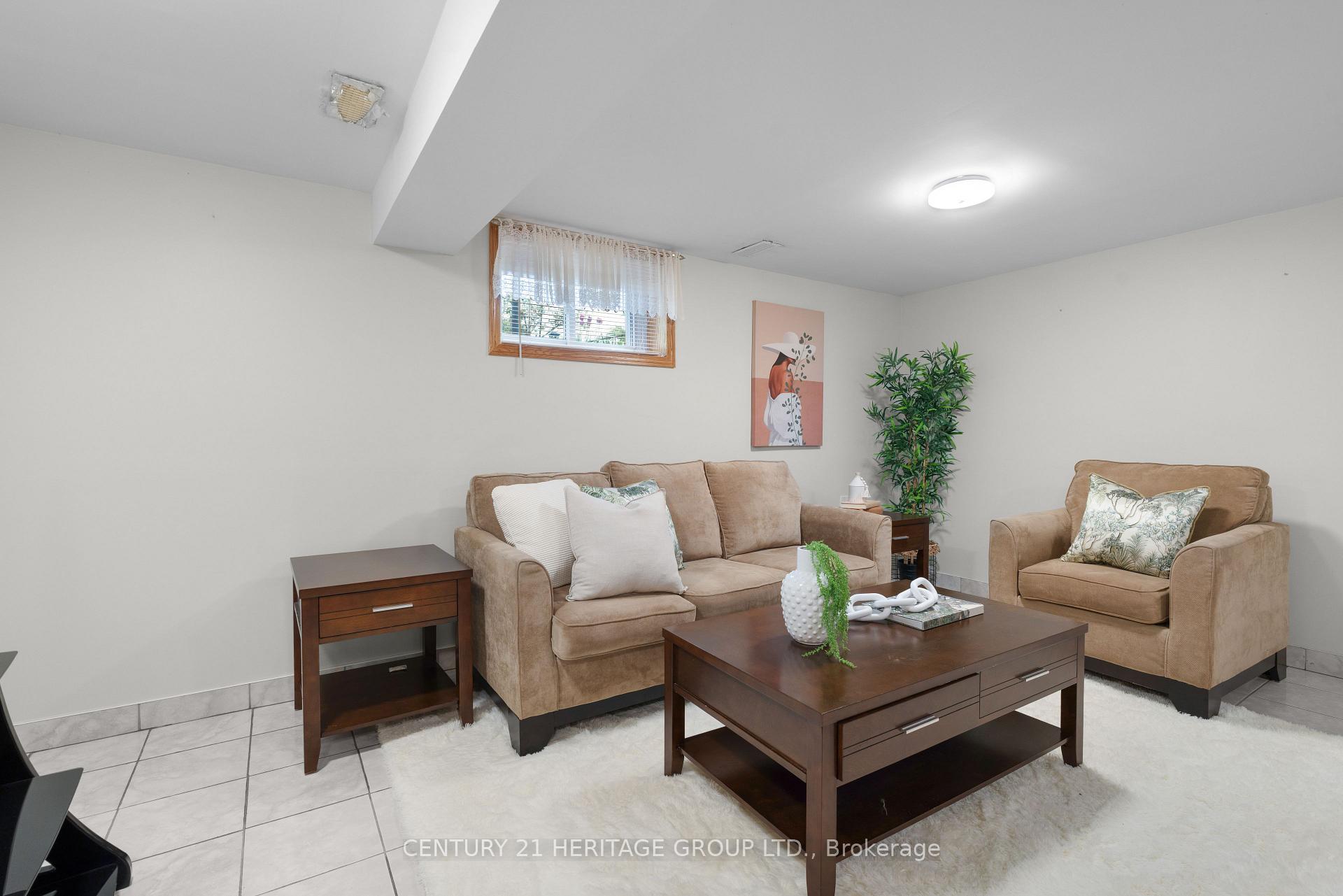 Photo 31 of 133 Picton Street E, Hamilton, North End — HOMEH