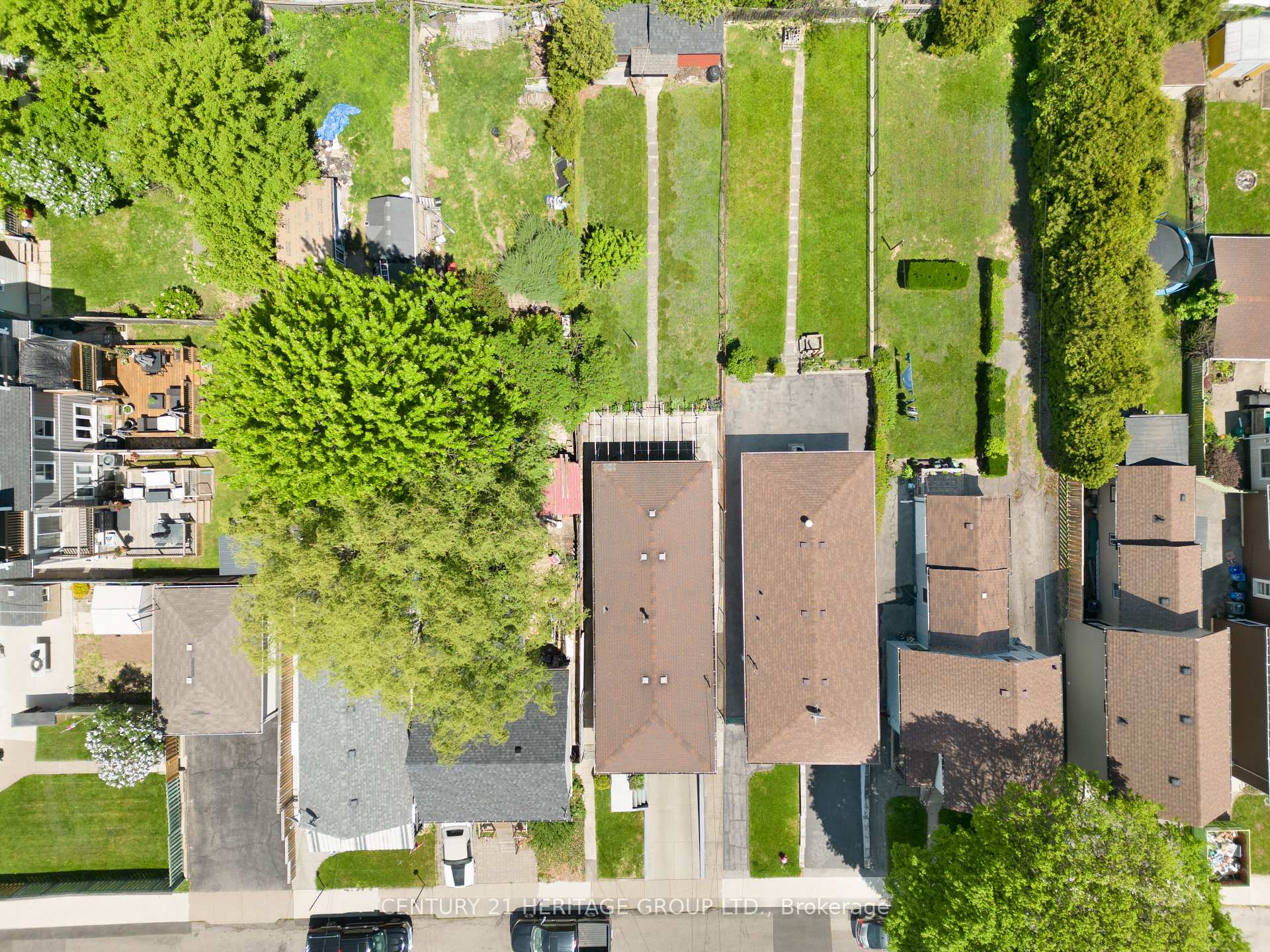Photo 44 of 133 Picton Street E, Hamilton, North End — HOMEH