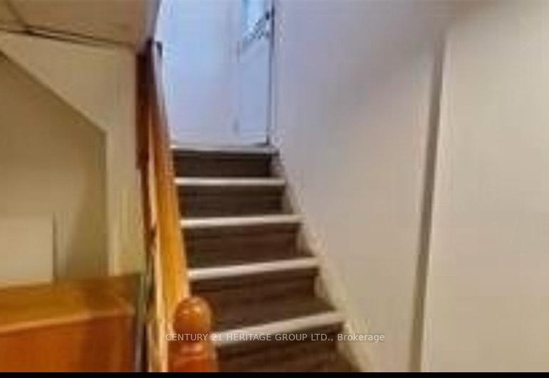 Photo 7 of Unit Bsmt, 3 Richardson Drive, Aurora, Aurora Highlands — HOMEH